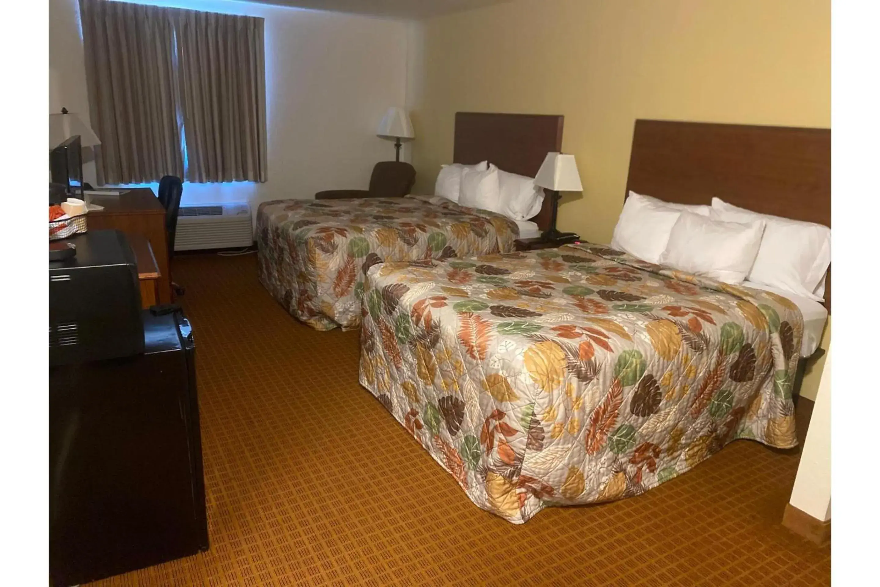 2 Queen Beds Non-Smoking in Park View Inn & Suites, Hoisington 2 Queen Beds Non-Smoking in Park View Inn & Suites, Hoisington