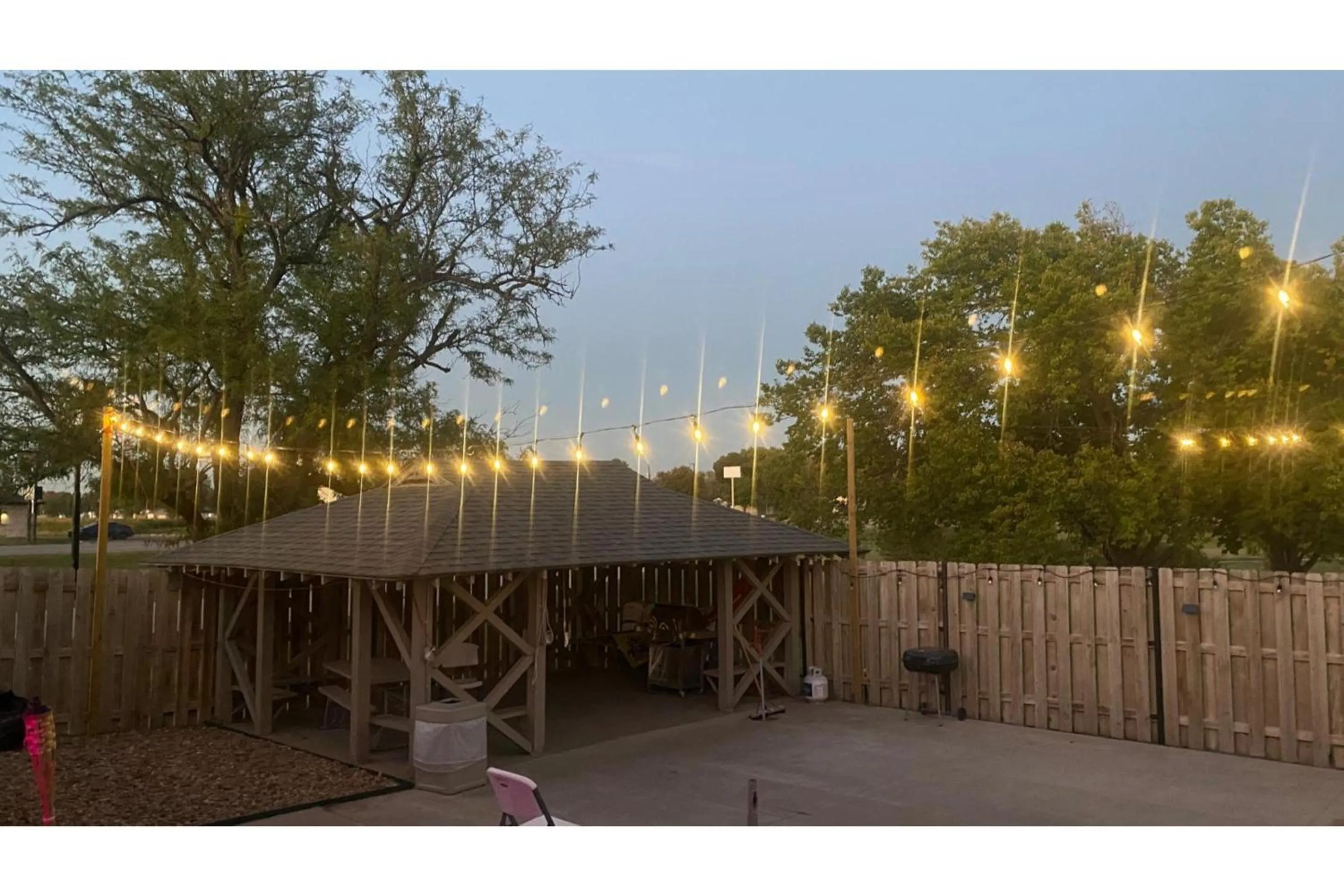 Patio in Park View Inn & Suites, Hoisington