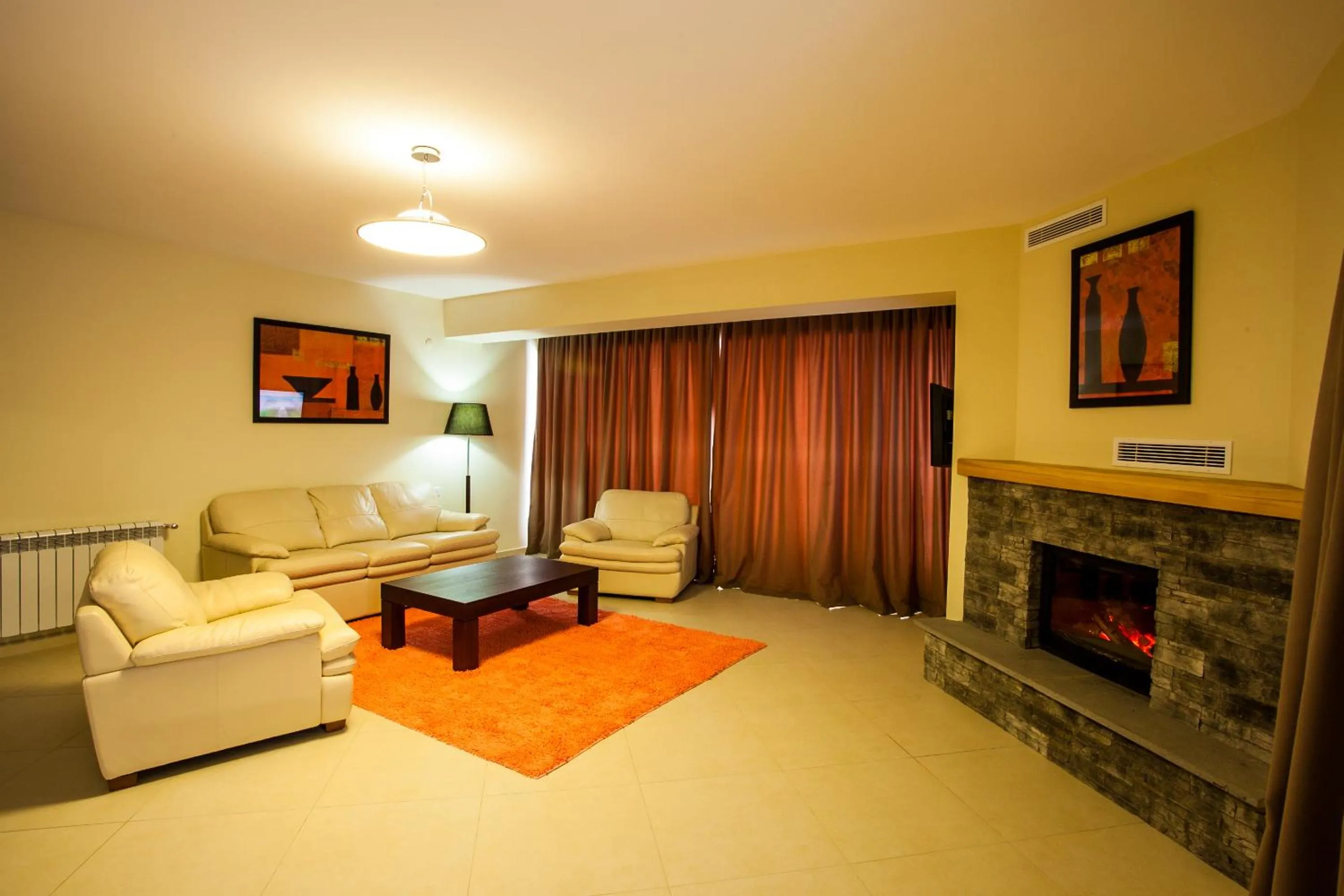 Living room in Crystal Hill Resort