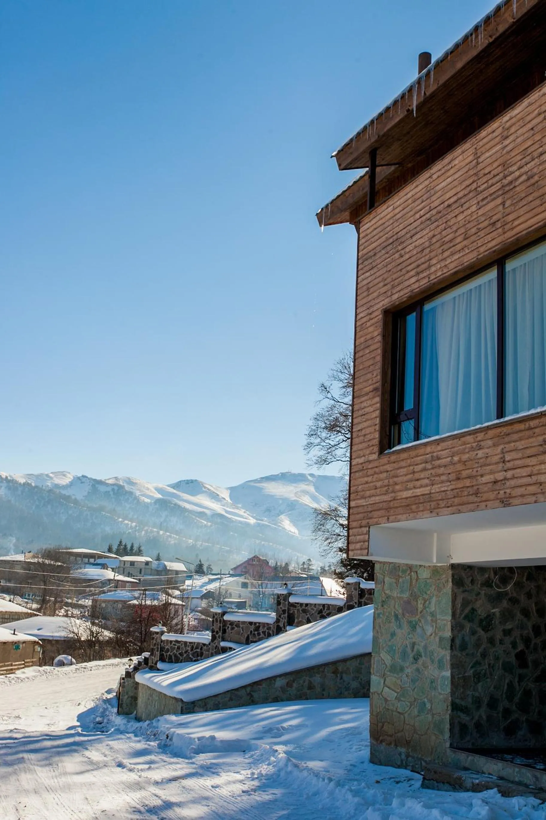 Area and facilities in Crystal Hill Resort