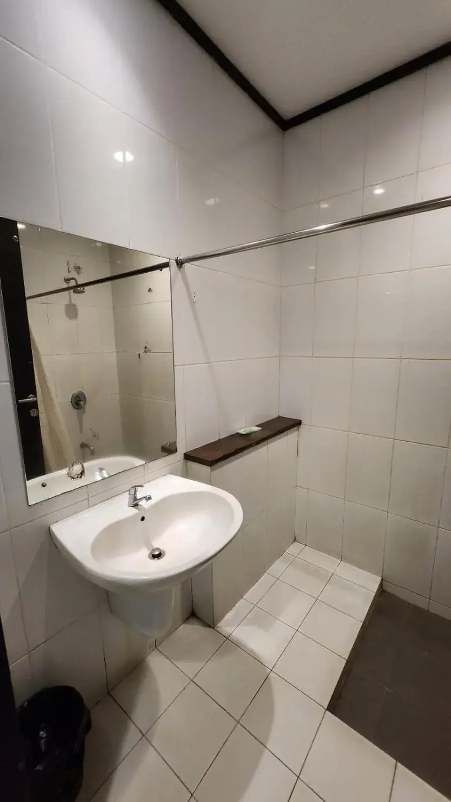 Bathroom in Summer Hills Hotel & Villas Bandung Bathroom in Summer Hills Hotel & Villas Bandung