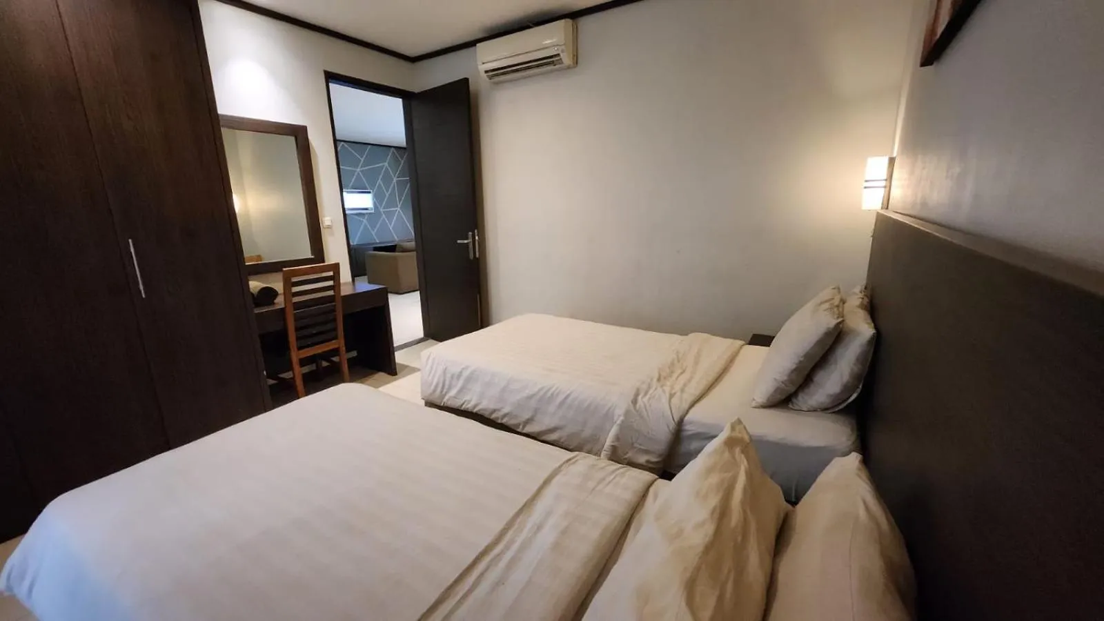 Bedroom, Bed in Summer Hills Hotel & Villas Bandung