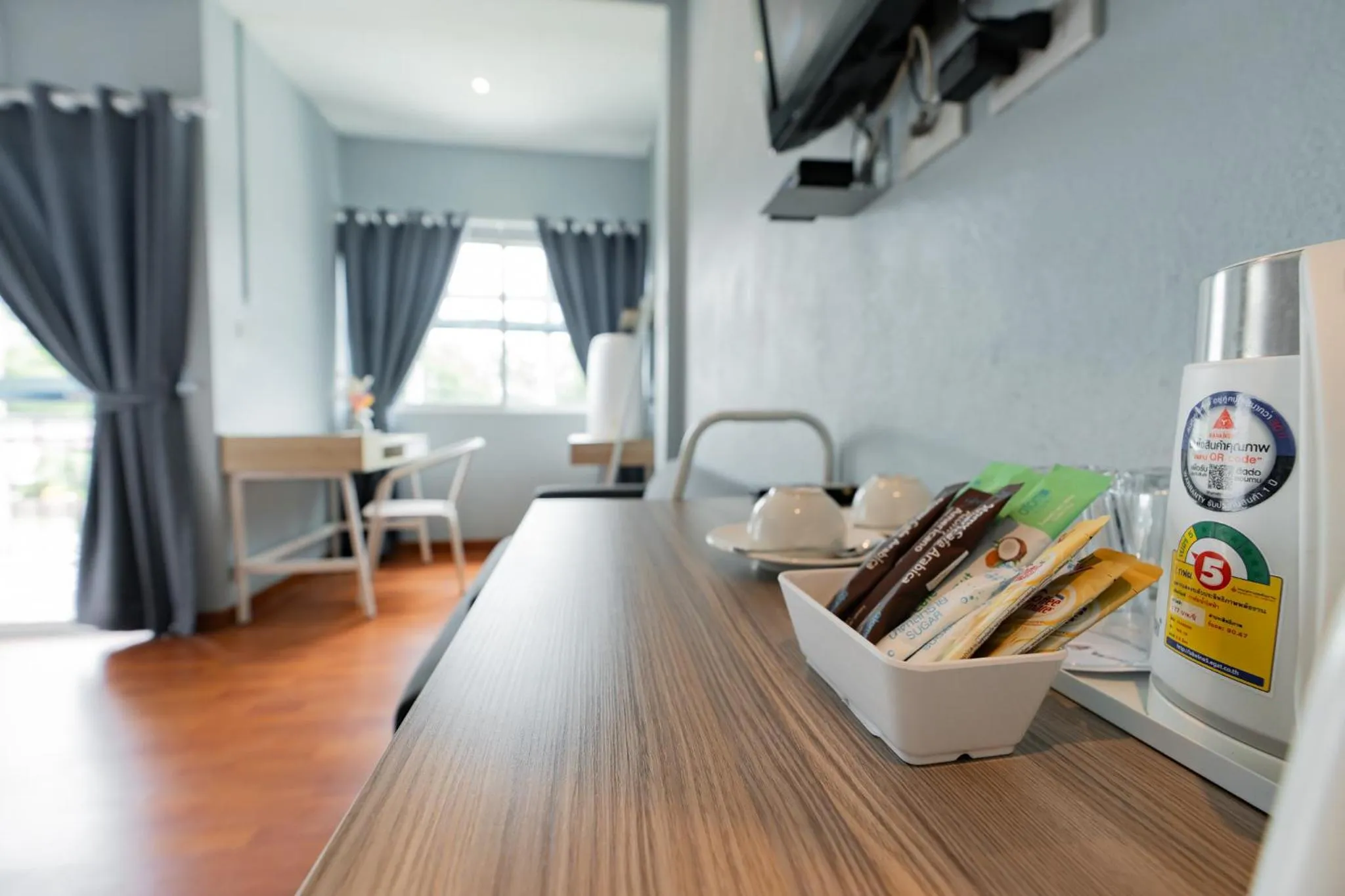 Coffee/tea facilities in A Hotel Cozy