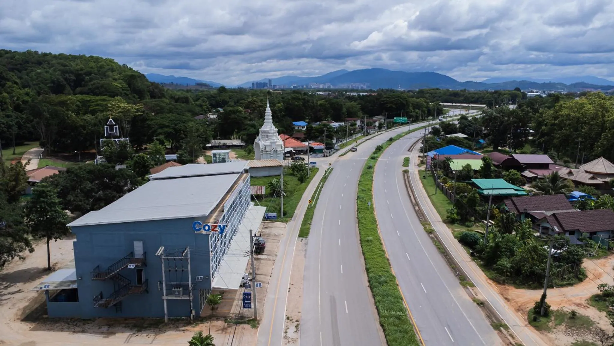 Street view in A Hotel Cozy