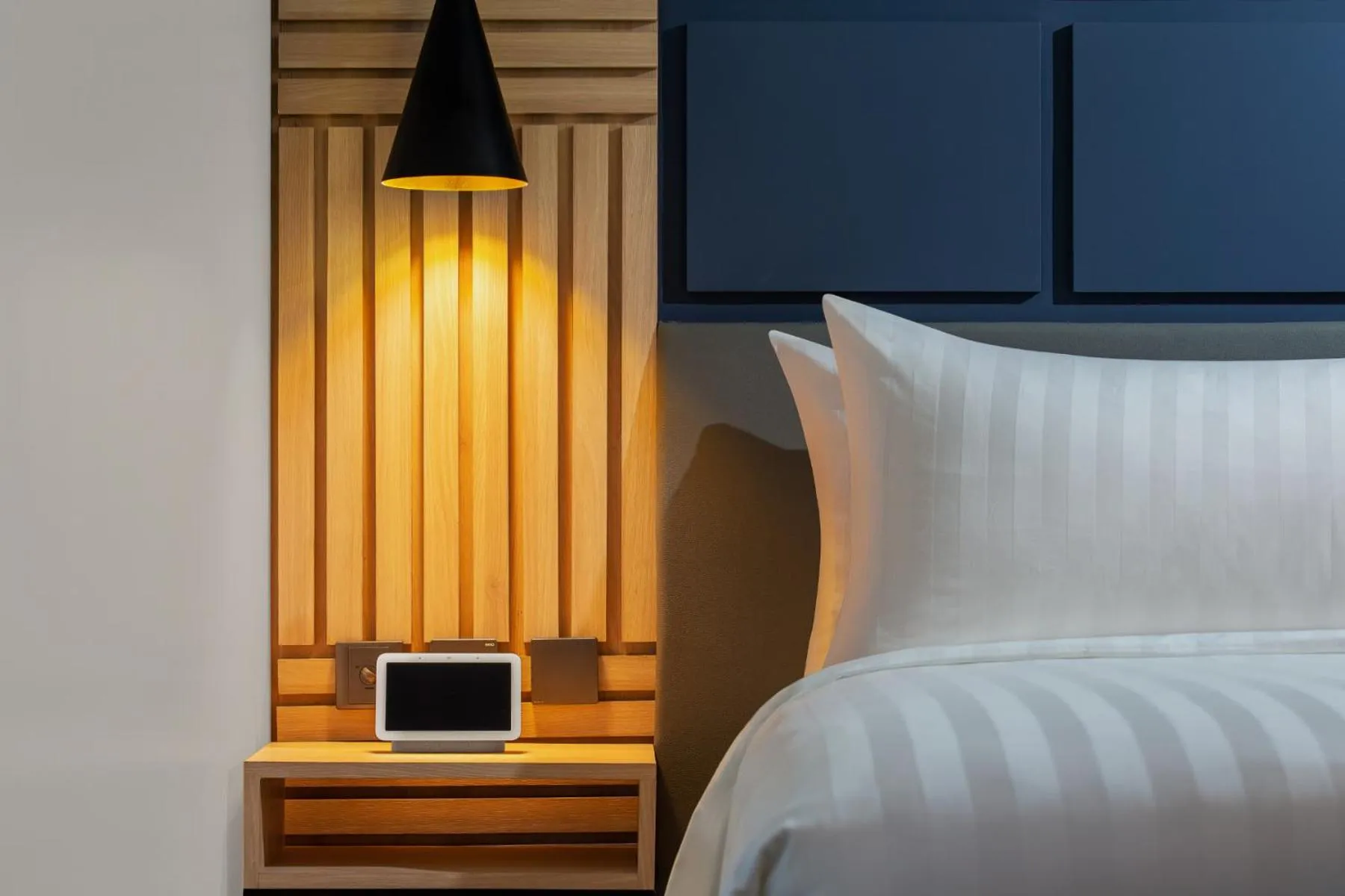 Bed in Aston Pekalongan Syariah Hotel & Conference Center