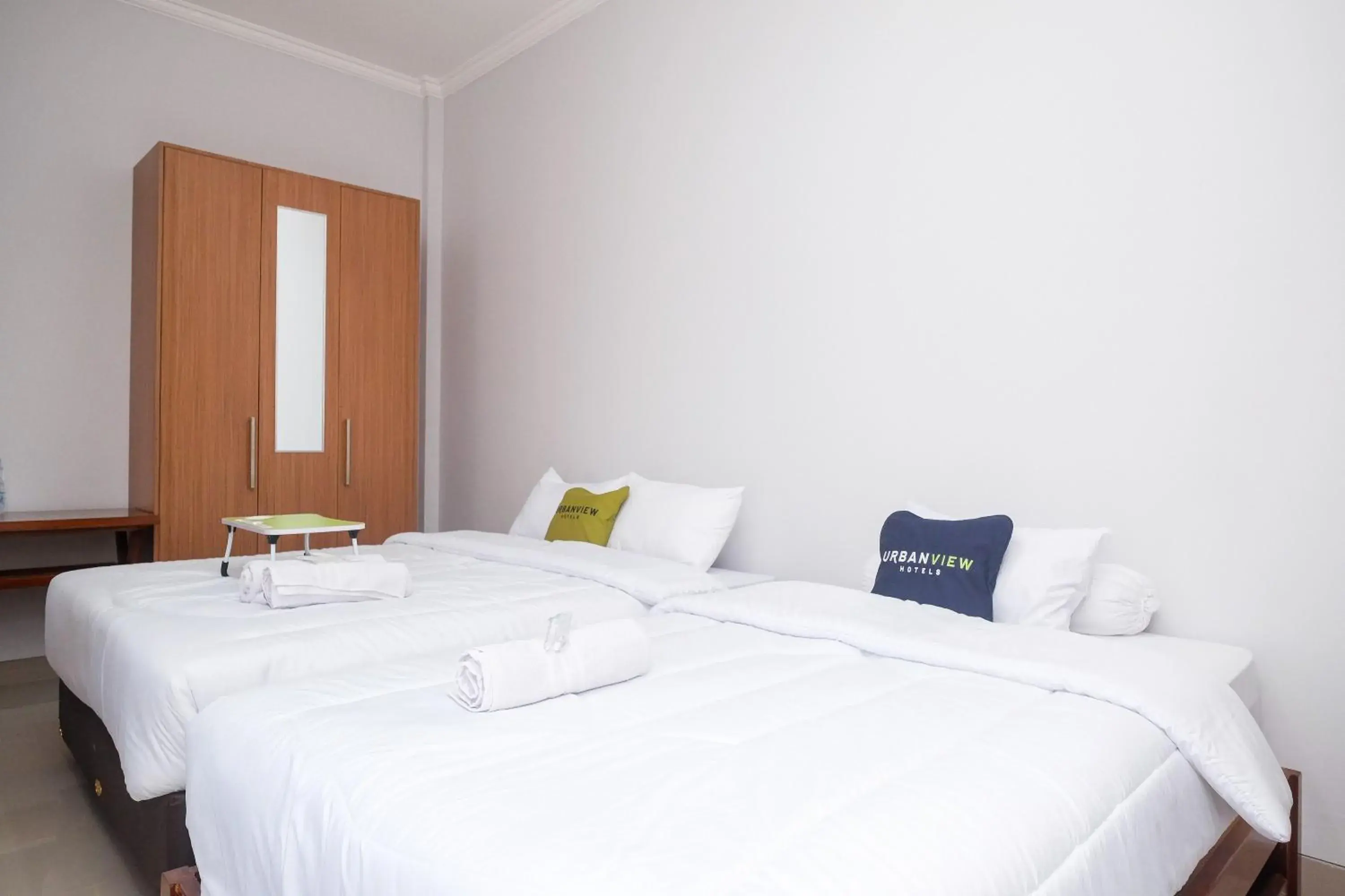 Bed in Urbanview Syariah Loji Arum Stasiun Klaten by RedDoorz Bed in Urbanview Syariah Loji Arum Stasiun Klaten by RedDoorz