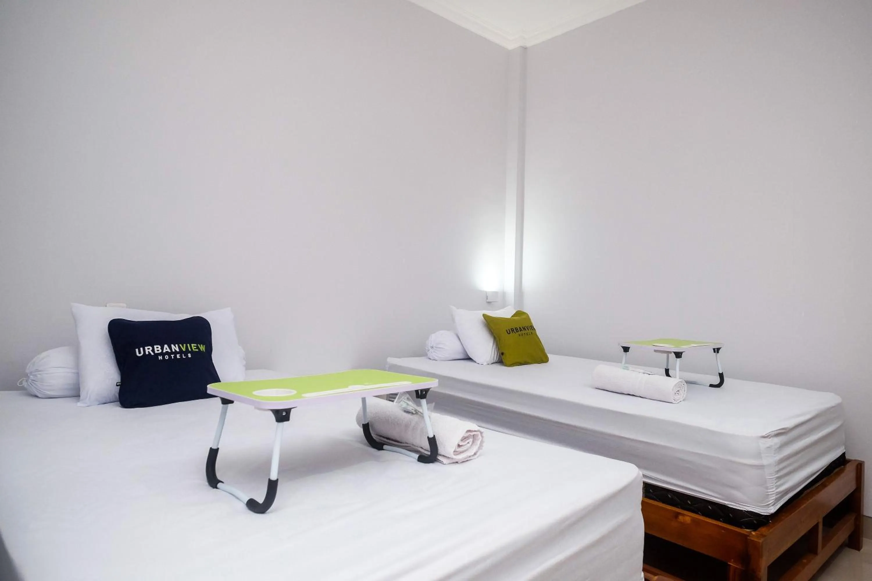 Bed in Urbanview Syariah Loji Arum Stasiun Klaten by RedDoorz