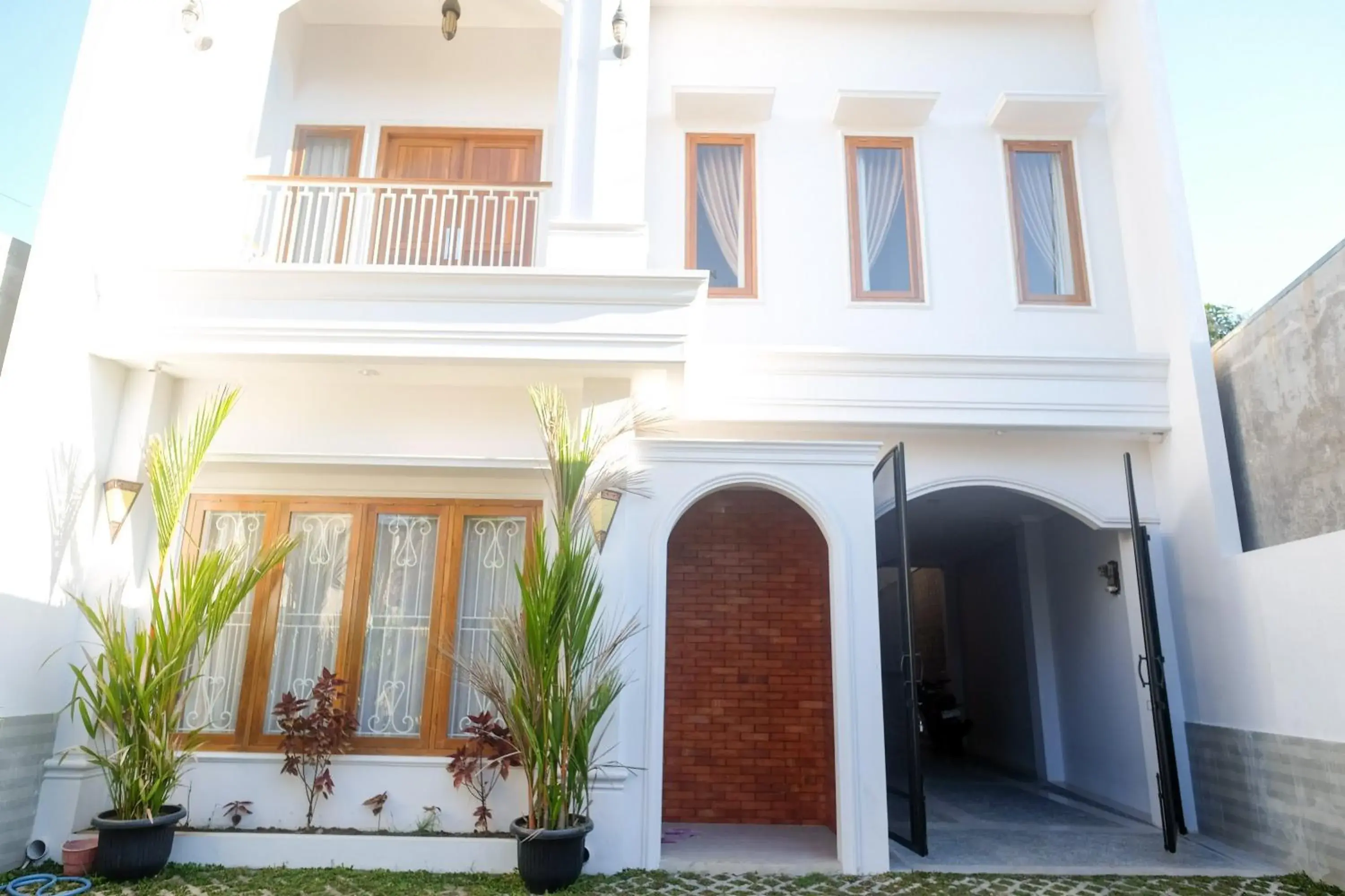 Property building in Urbanview Syariah Loji Arum Stasiun Klaten by RedDoorz Property building in Urbanview Syariah Loji Arum Stasiun Klaten by RedDoorz