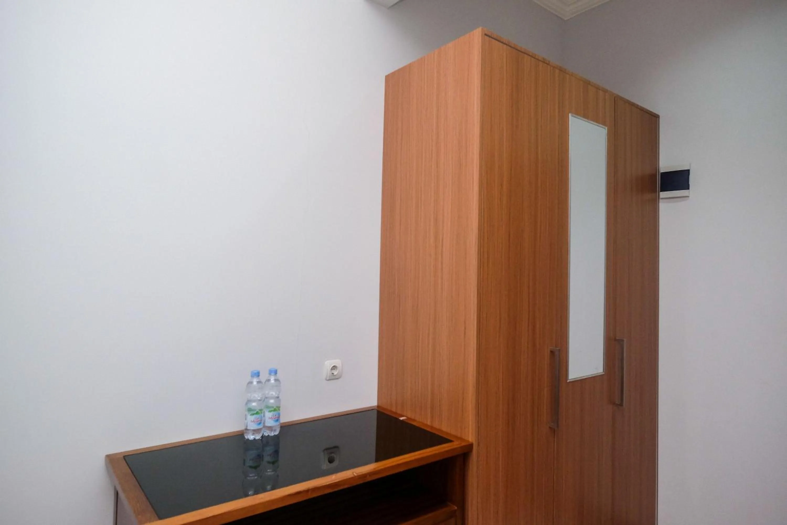 Bedroom in Urbanview Syariah Loji Arum Stasiun Klaten by RedDoorz