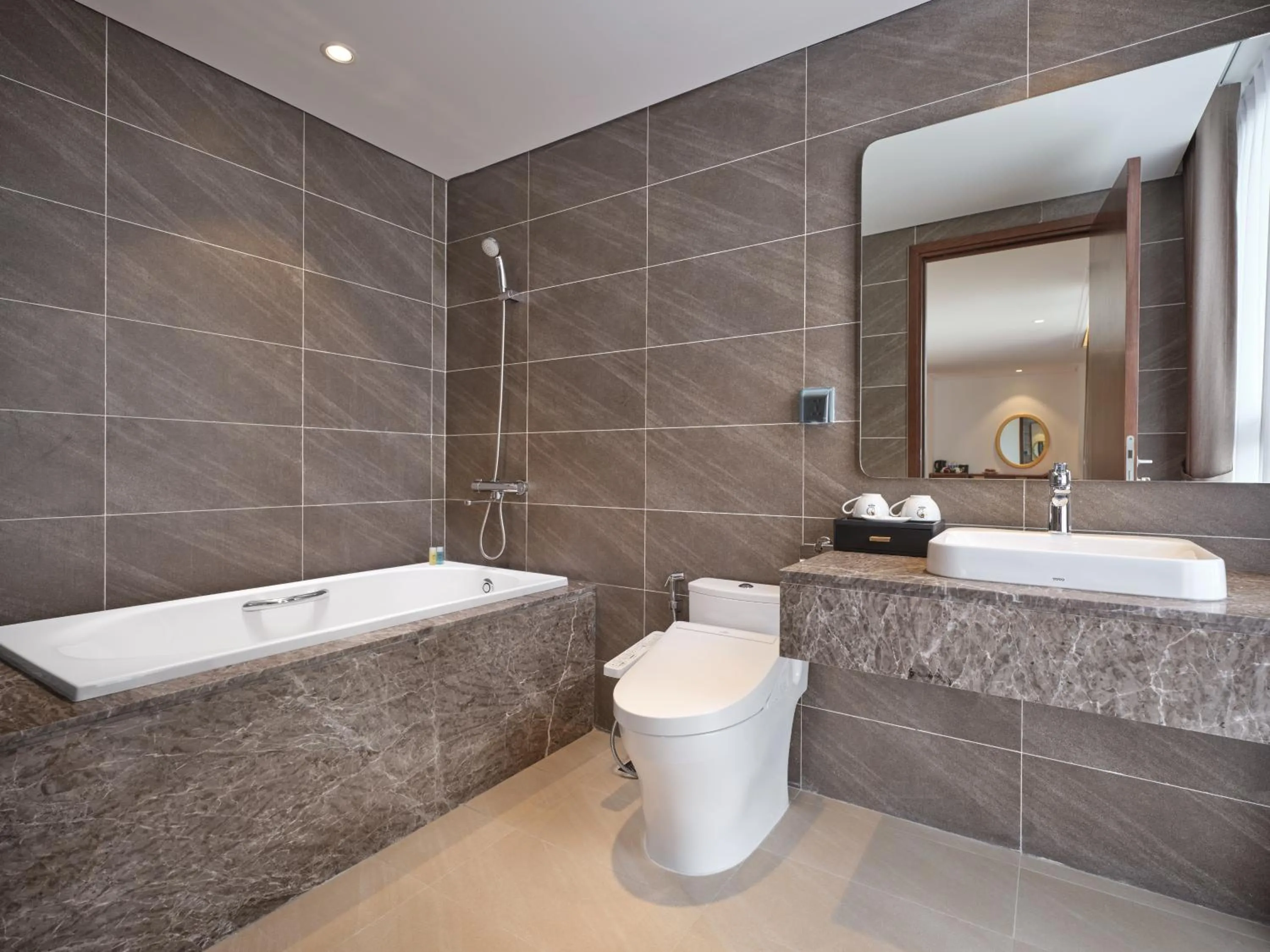 Shower, Bathroom in Nesta Hotel & Spa