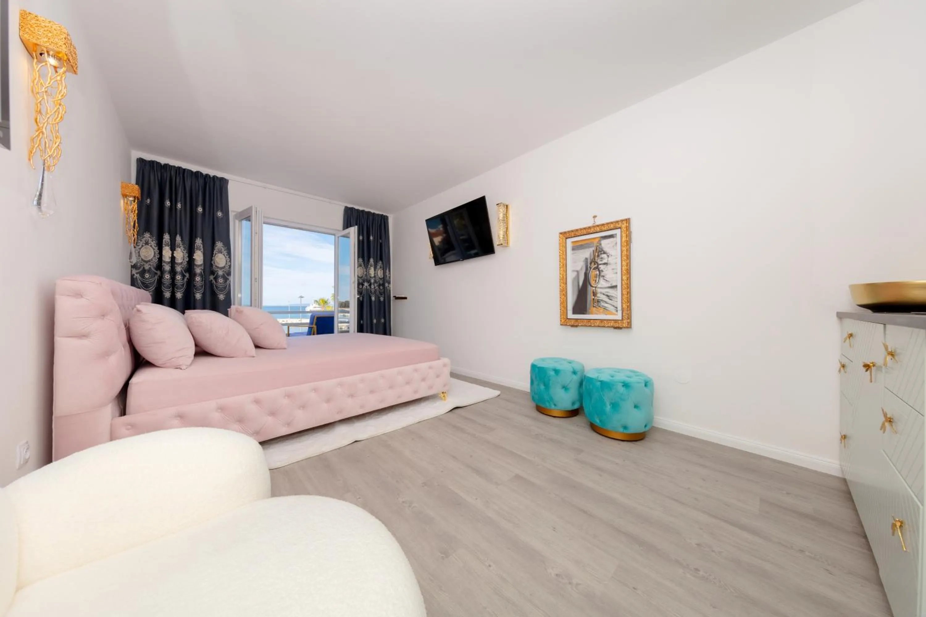 Photo of the whole room, Bed in Boutique Residence Sundays