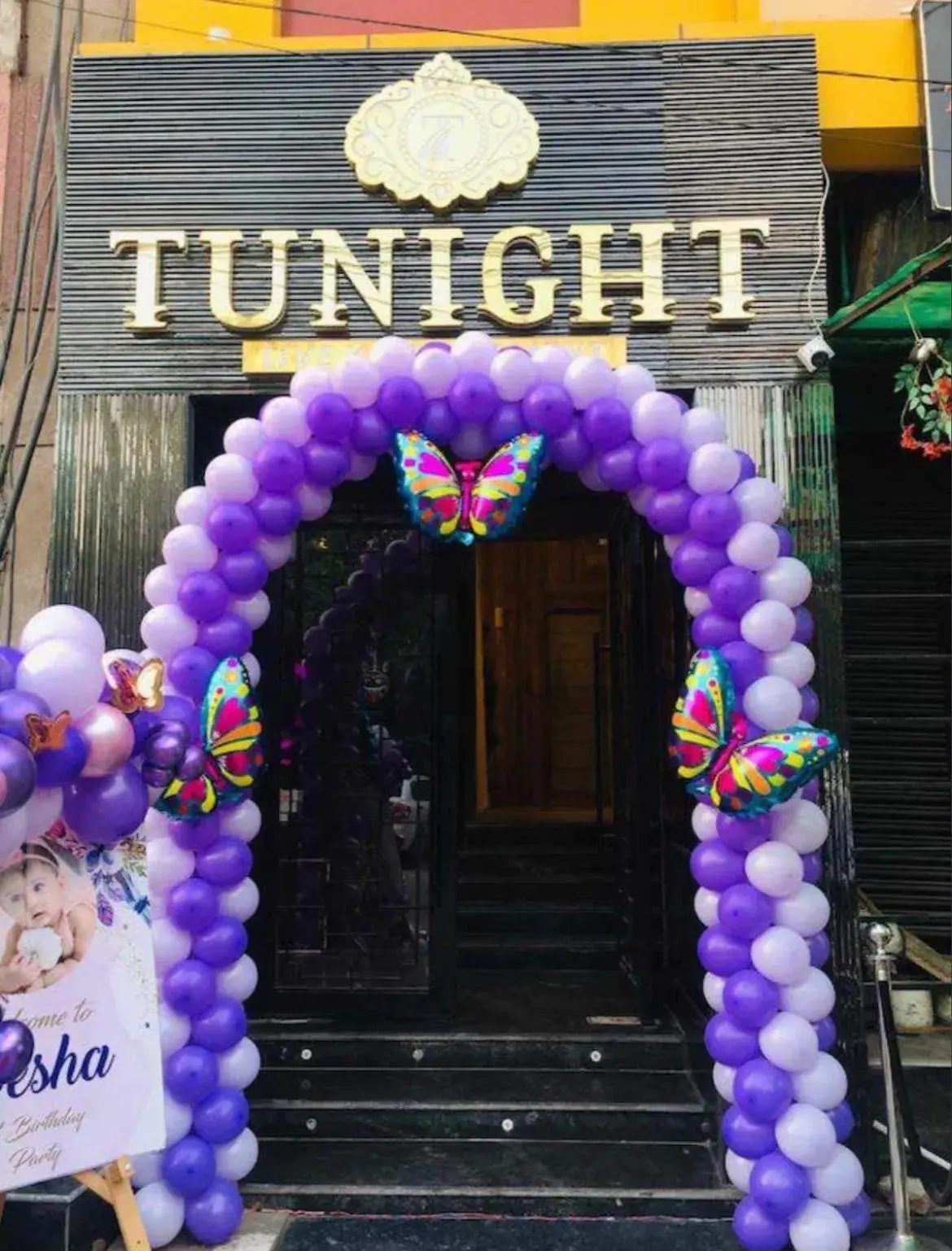 Facade/entrance in TUNIGHT