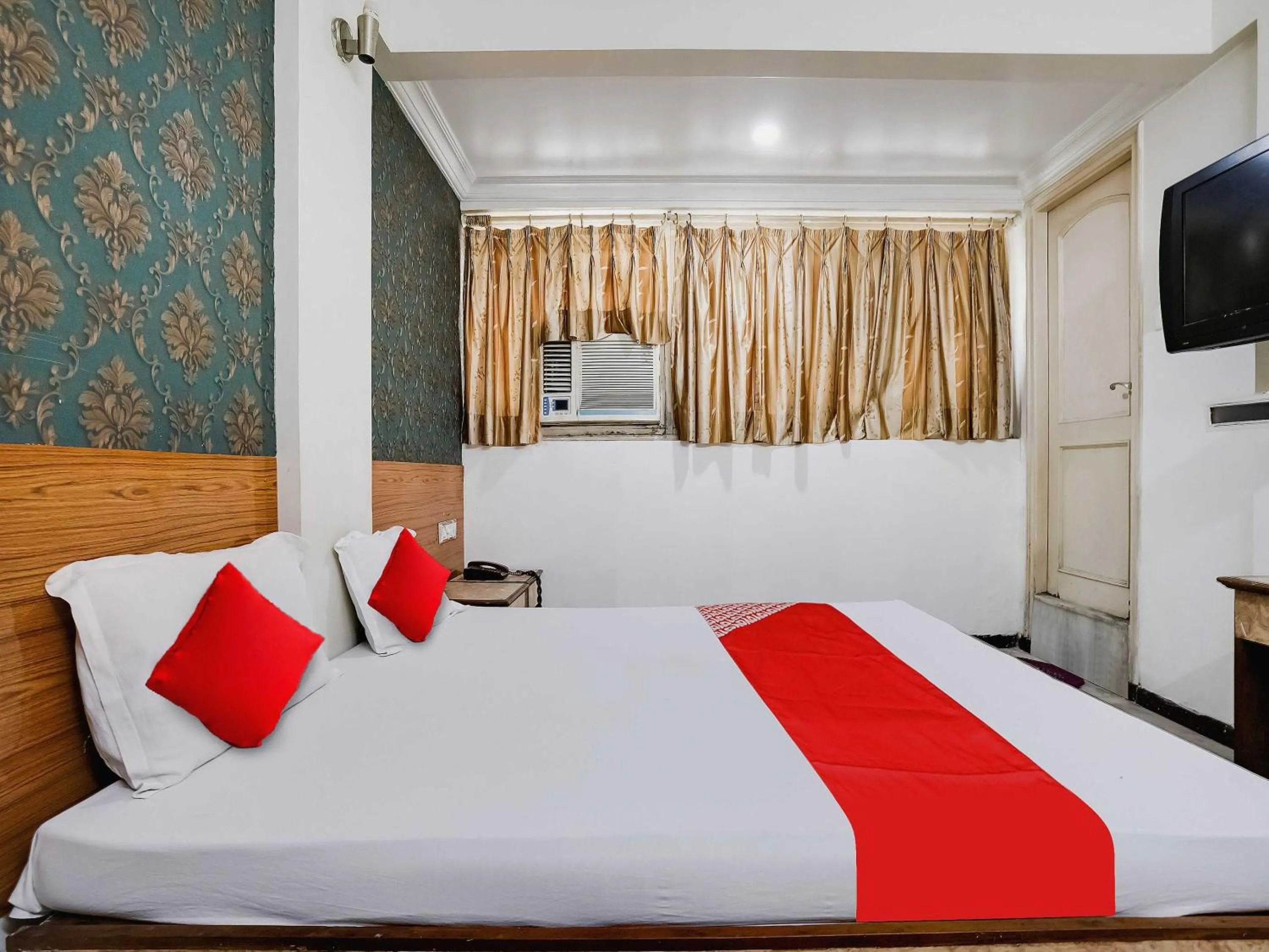 Bedroom in OYO Flagship Hotel Raj