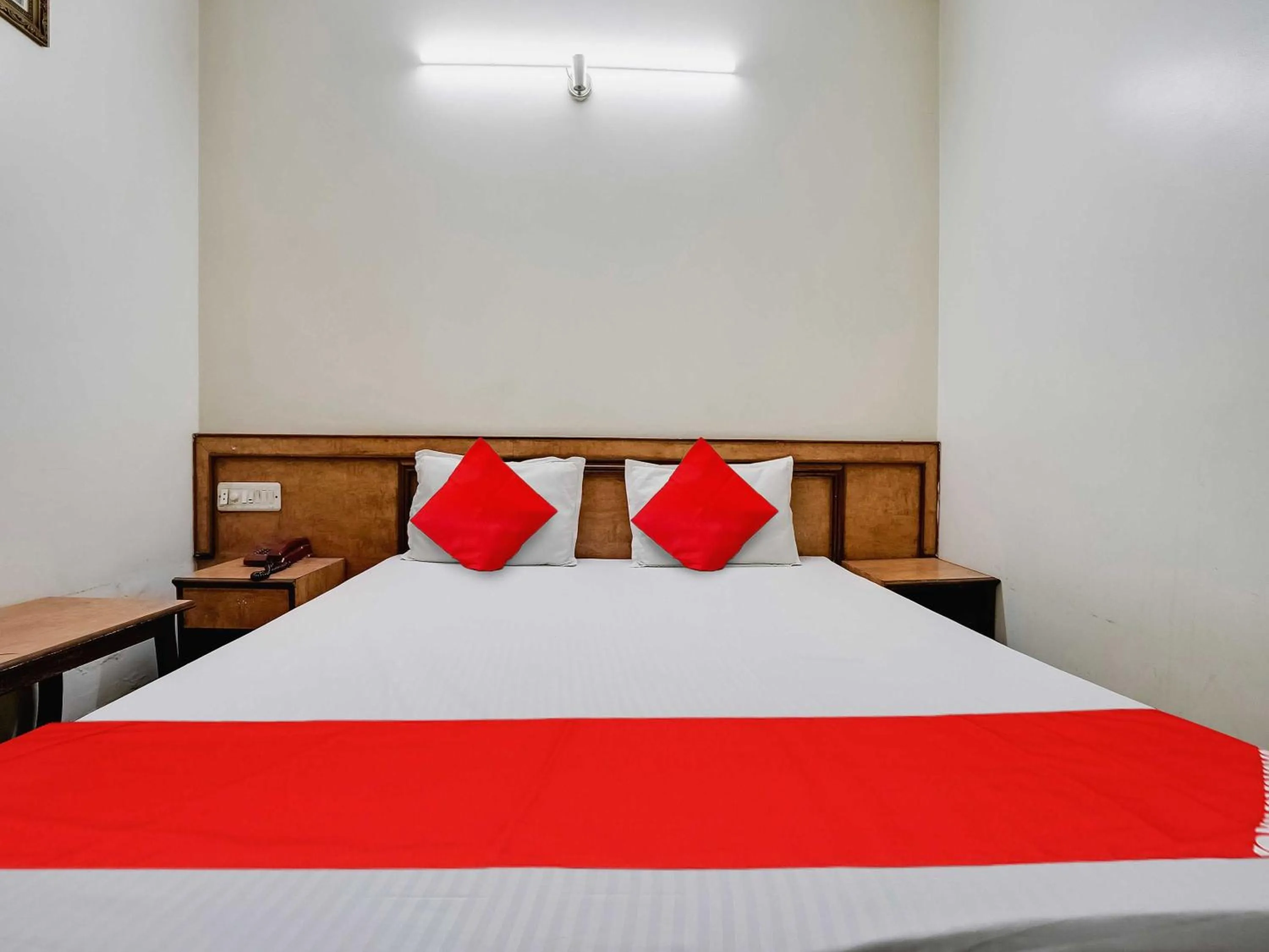 Bedroom in OYO Flagship Hotel Raj