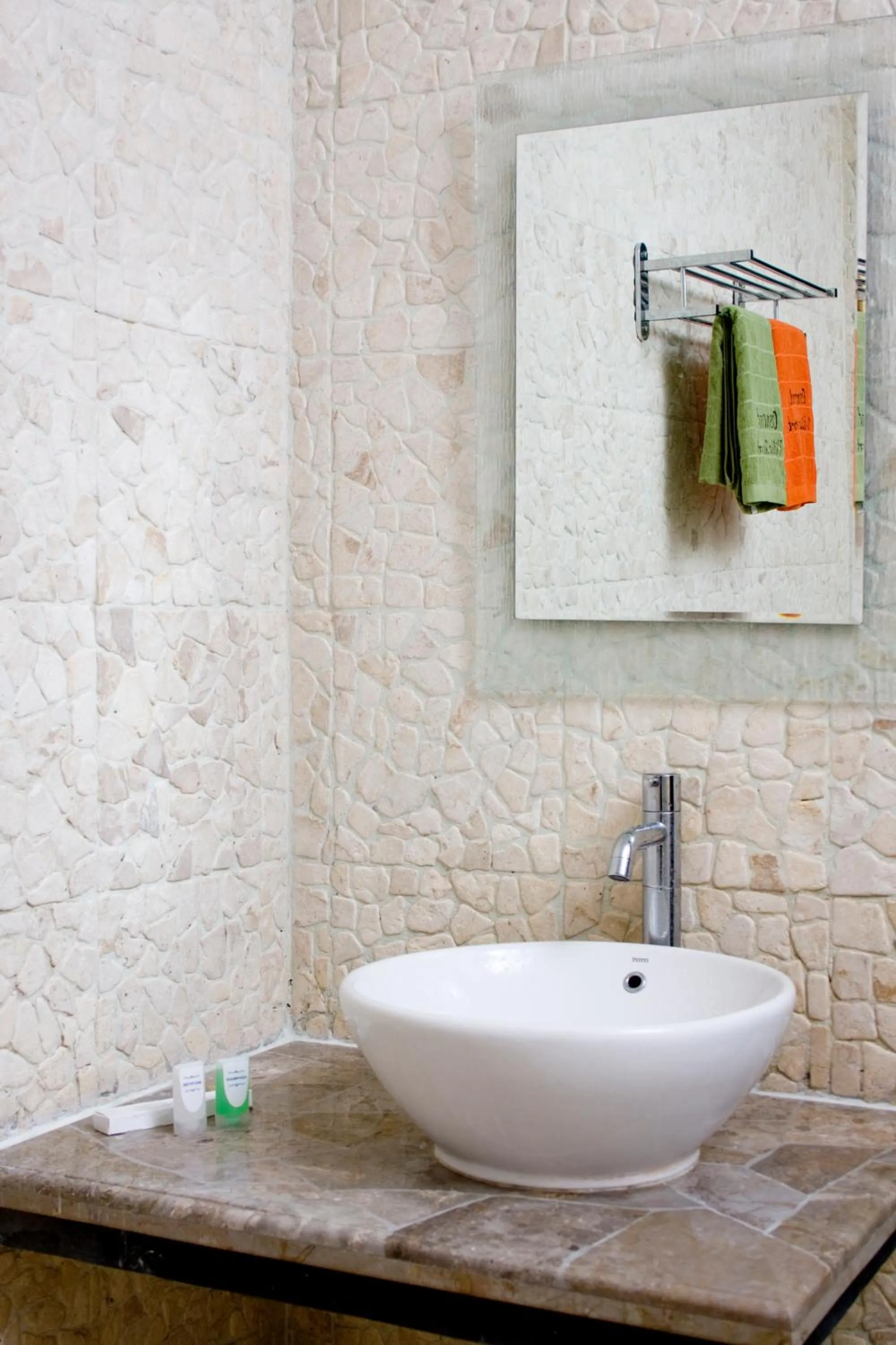 Bathroom in Osmond Villa Resort