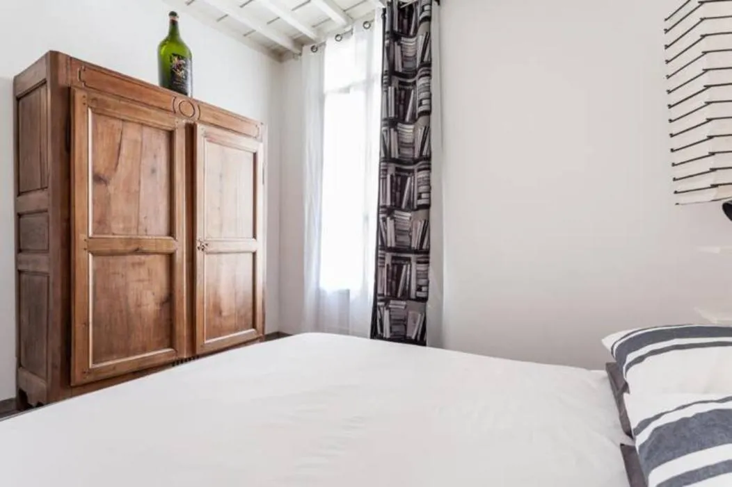 Bed in Au repère d'Argante