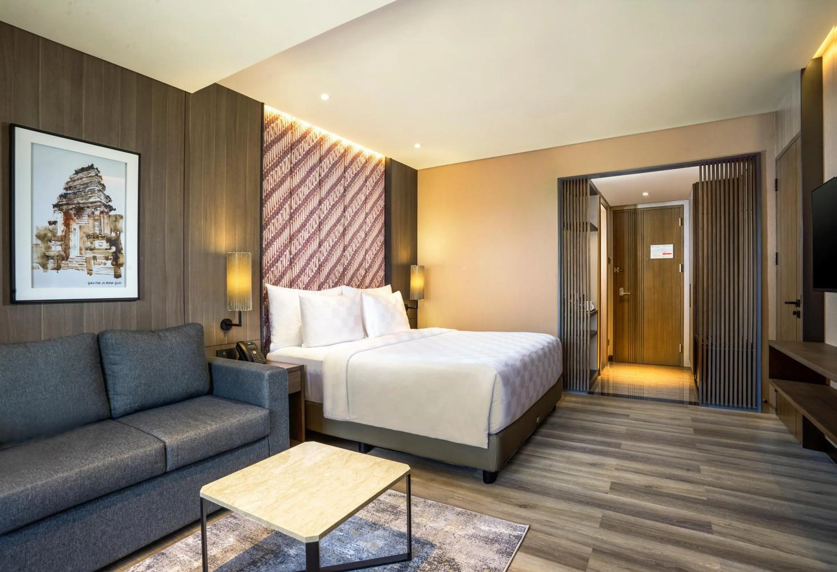 Bed in Swiss-Belhotel Airport Yogyakarta