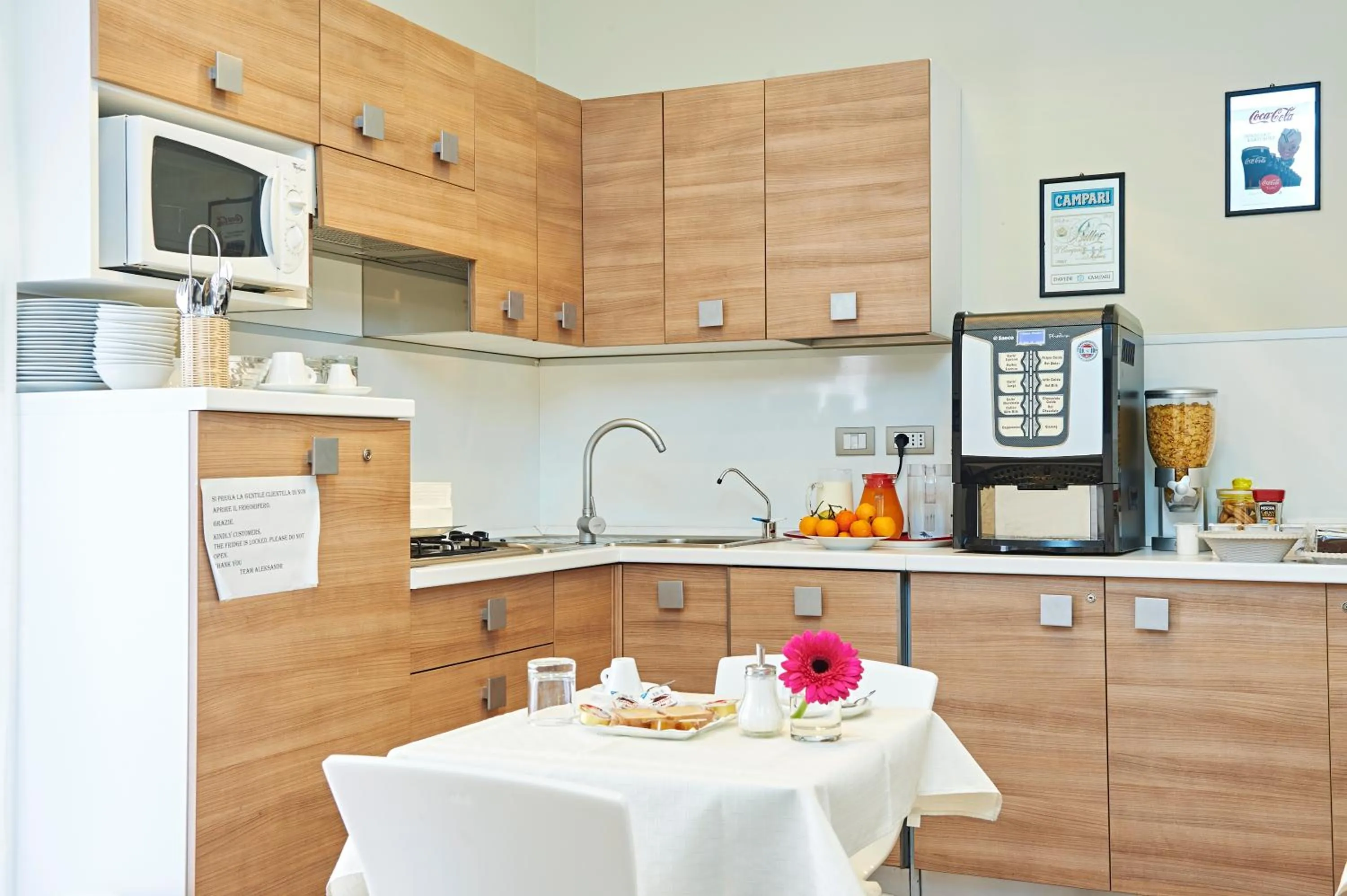 Restaurant/places to eat in Aleksandr