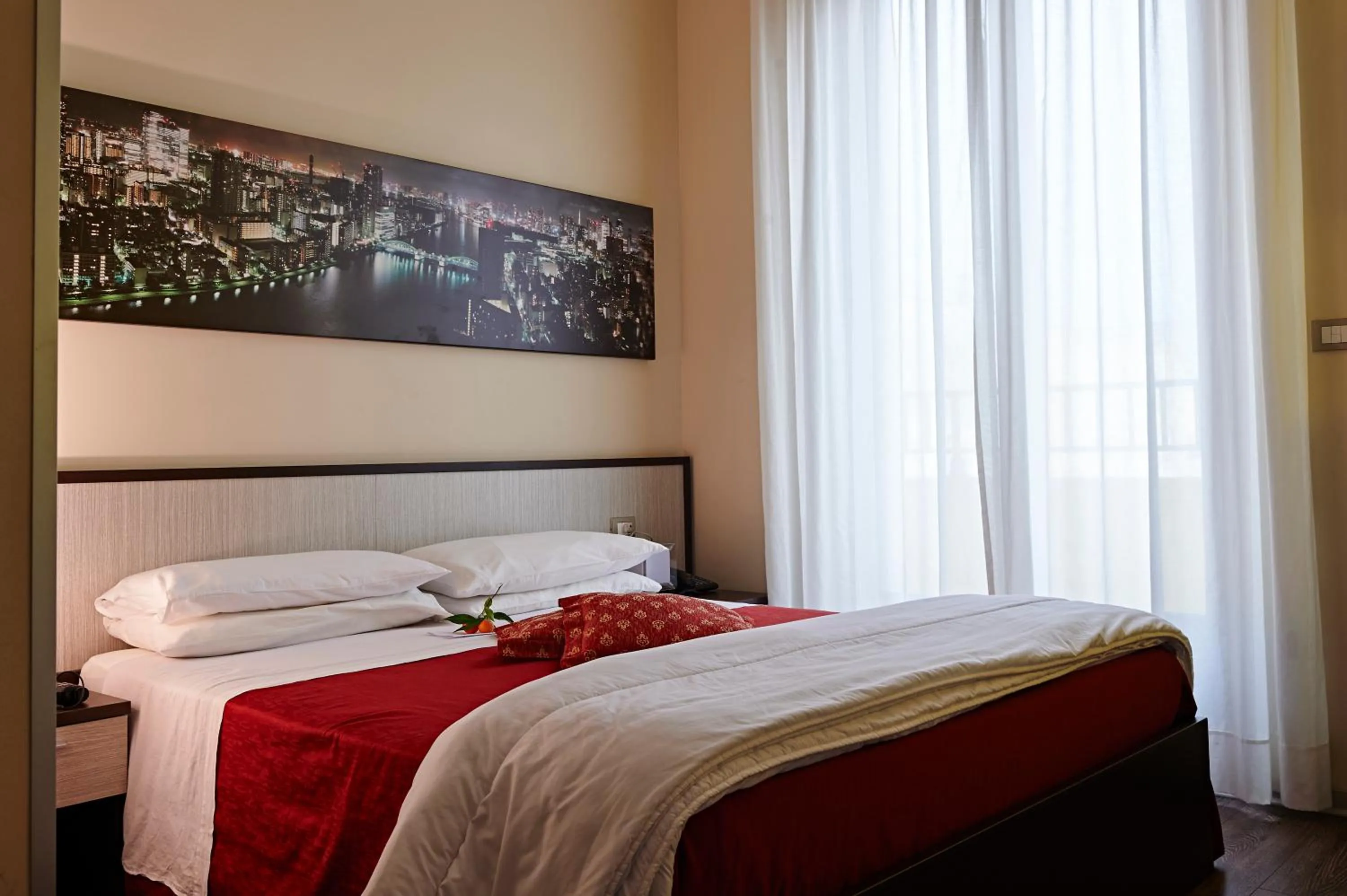 Photo of the whole room, Bed in Aleksandr