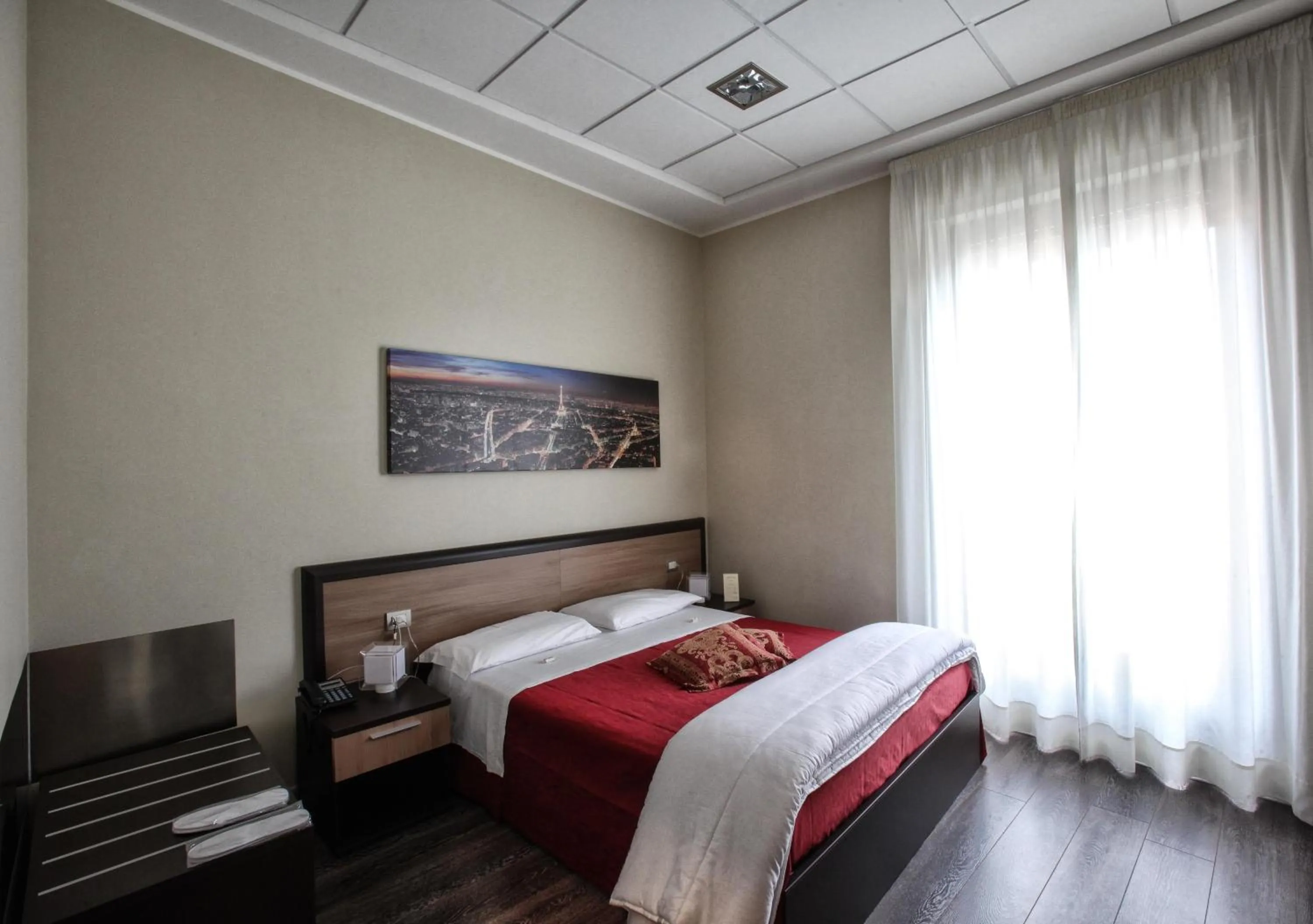 Bedroom, Bed in Aleksandr