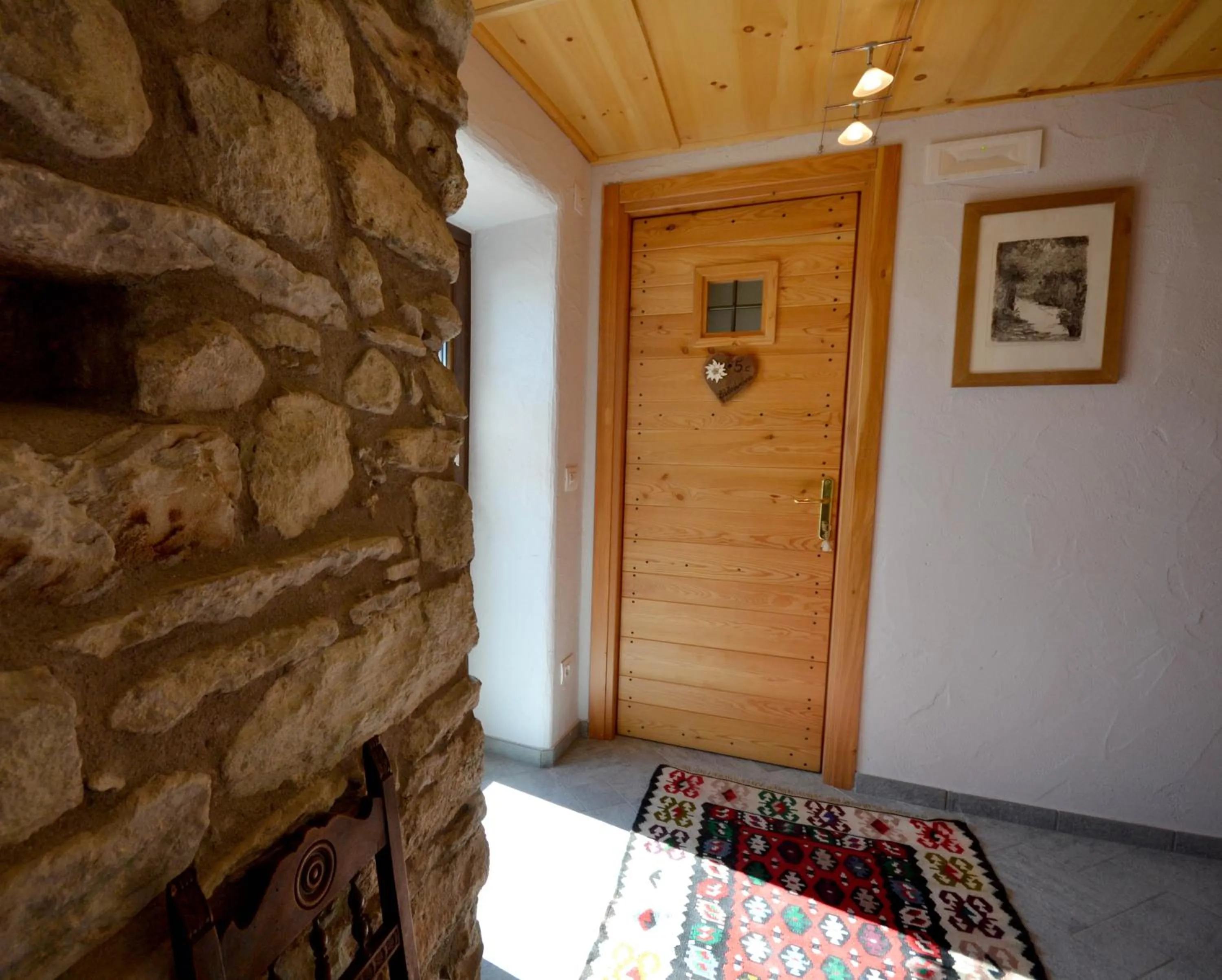 Other in Maison Du-Noyer Chambres et Tables d'Hotes