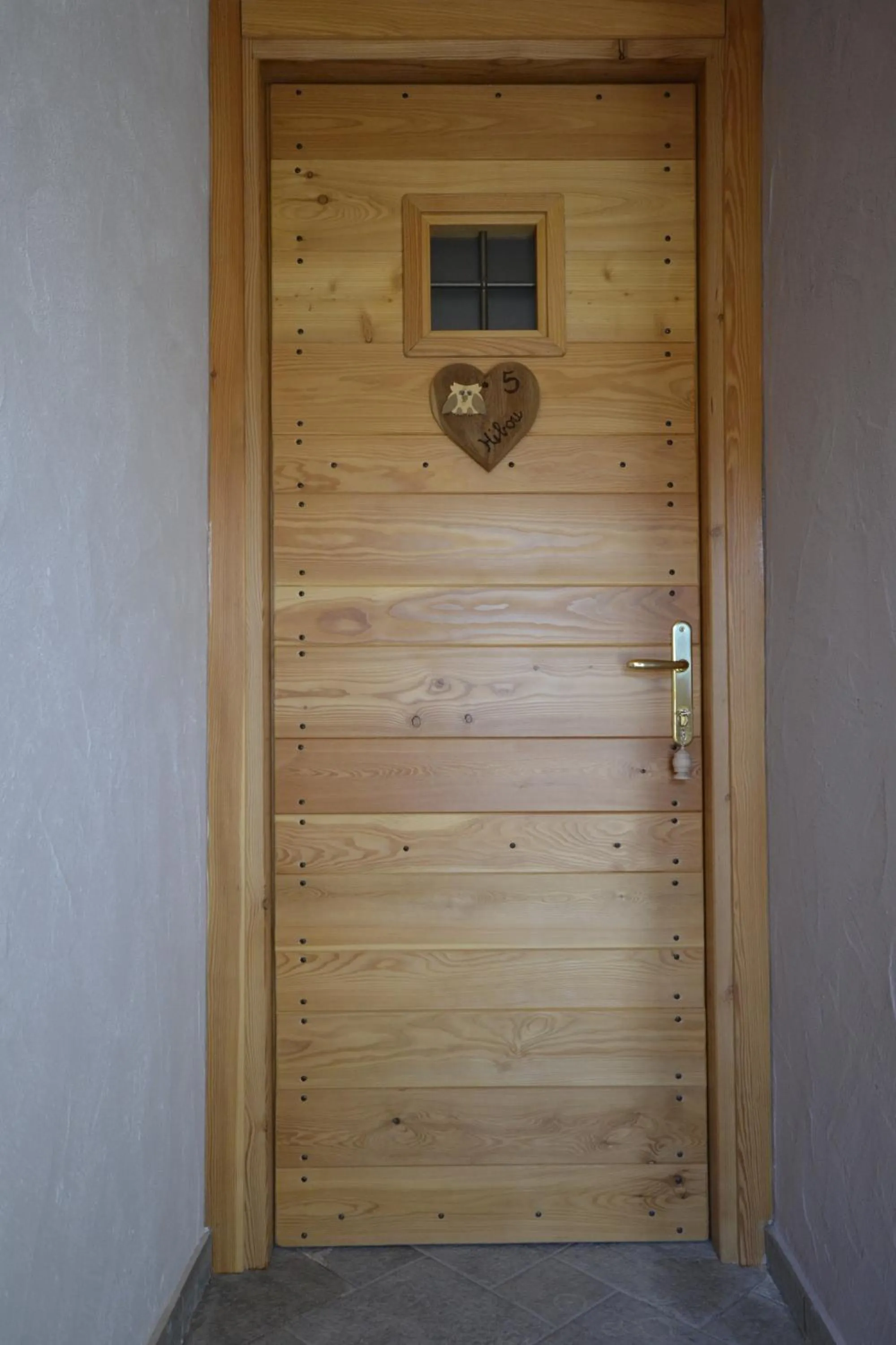 Decorative detail in Maison Du-Noyer Chambres et Tables d'Hotes