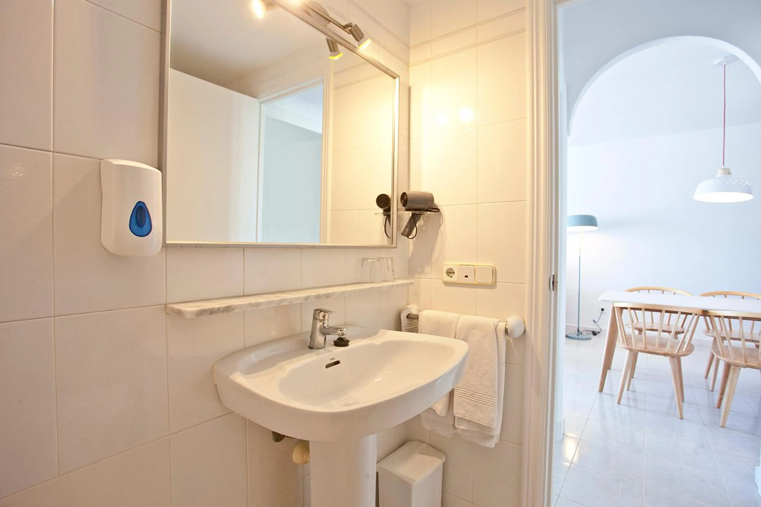 Toilet in Seth Isla Paraiso