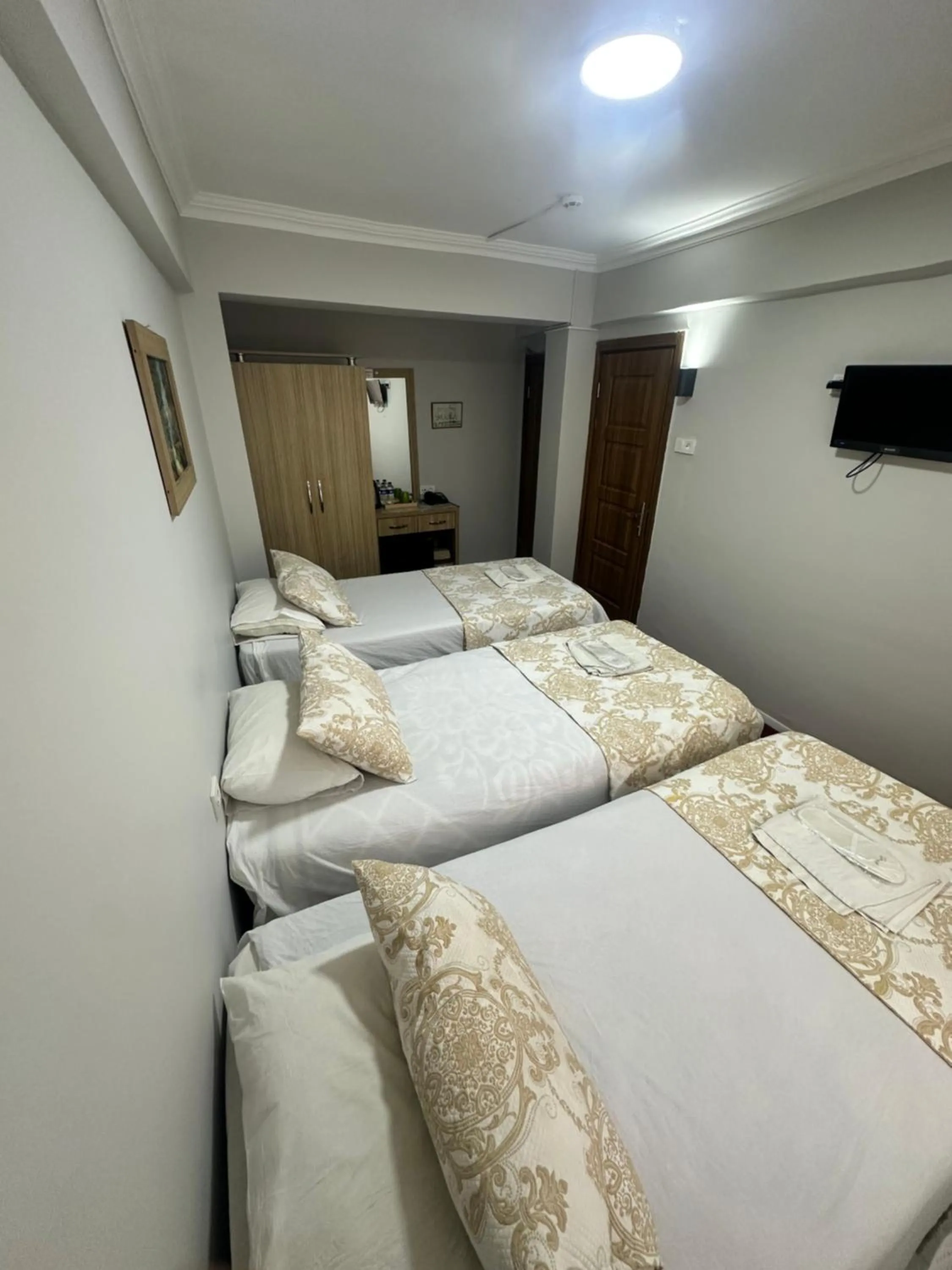 TV and multimedia, Bed in Amore Hotel Istanbul