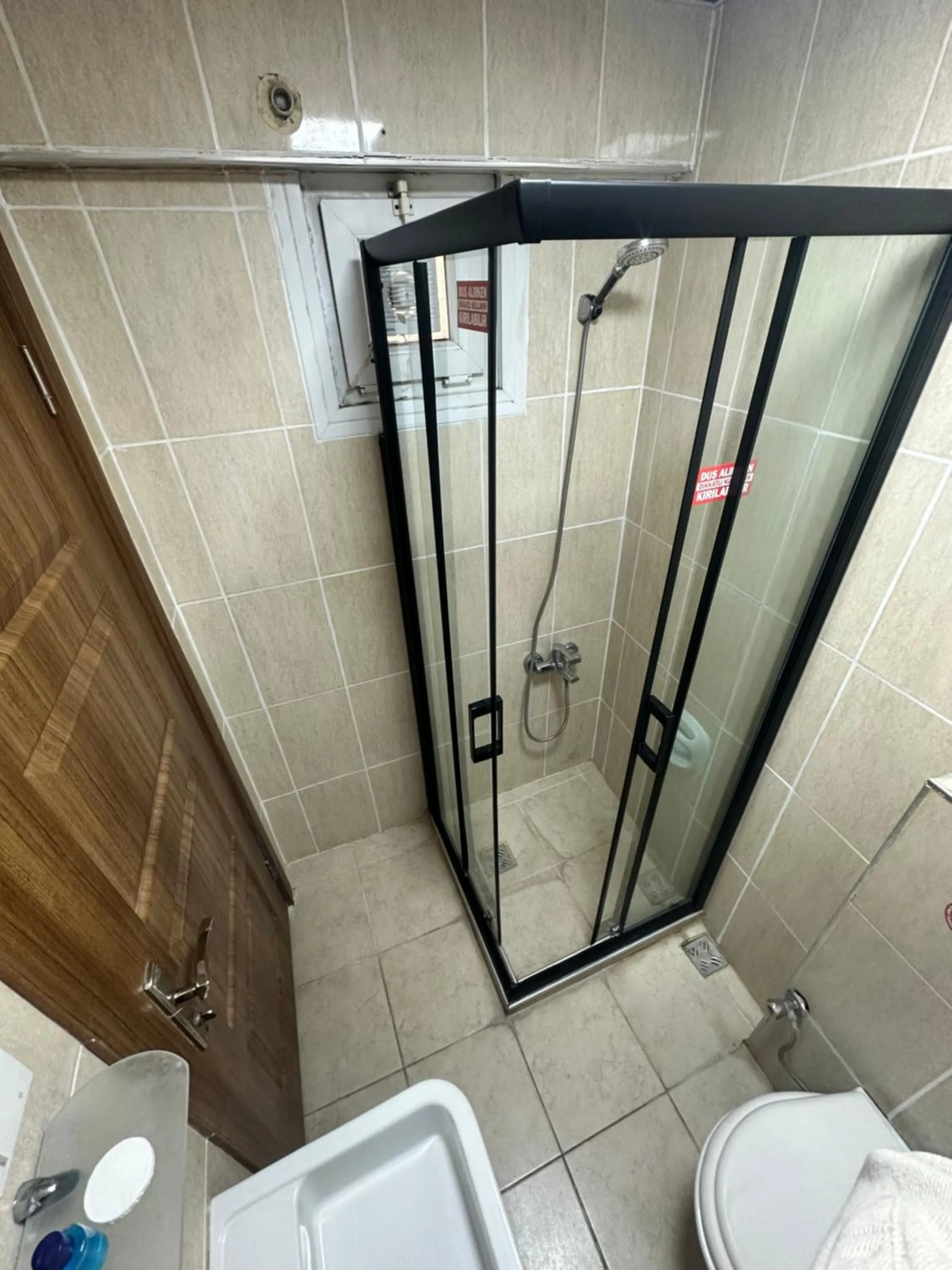 Shower in Amore Hotel Istanbul