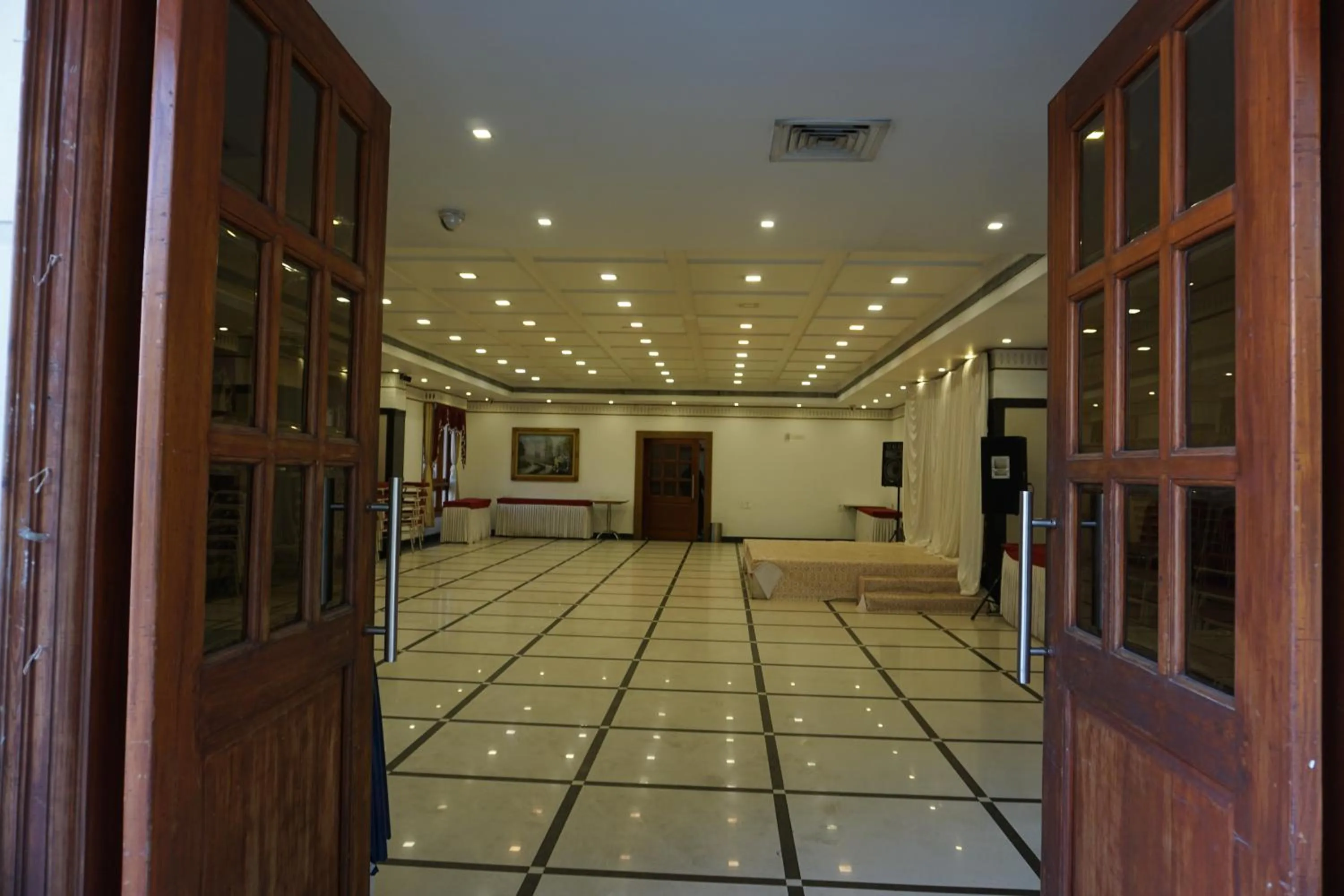 Banquet/Function facilities in Kingscross Residency