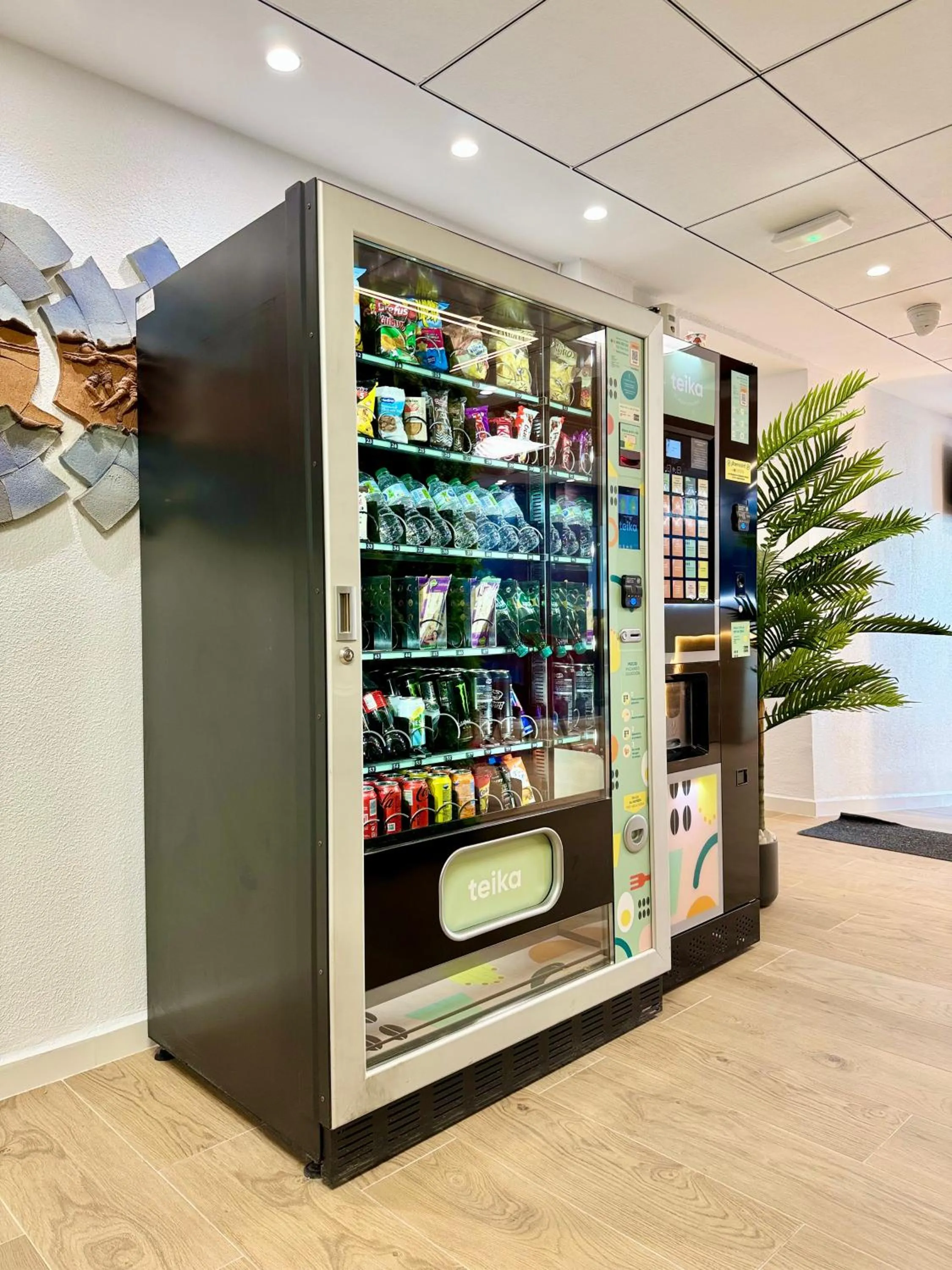 Lobby or reception, Supermarket/Shops in ResMed