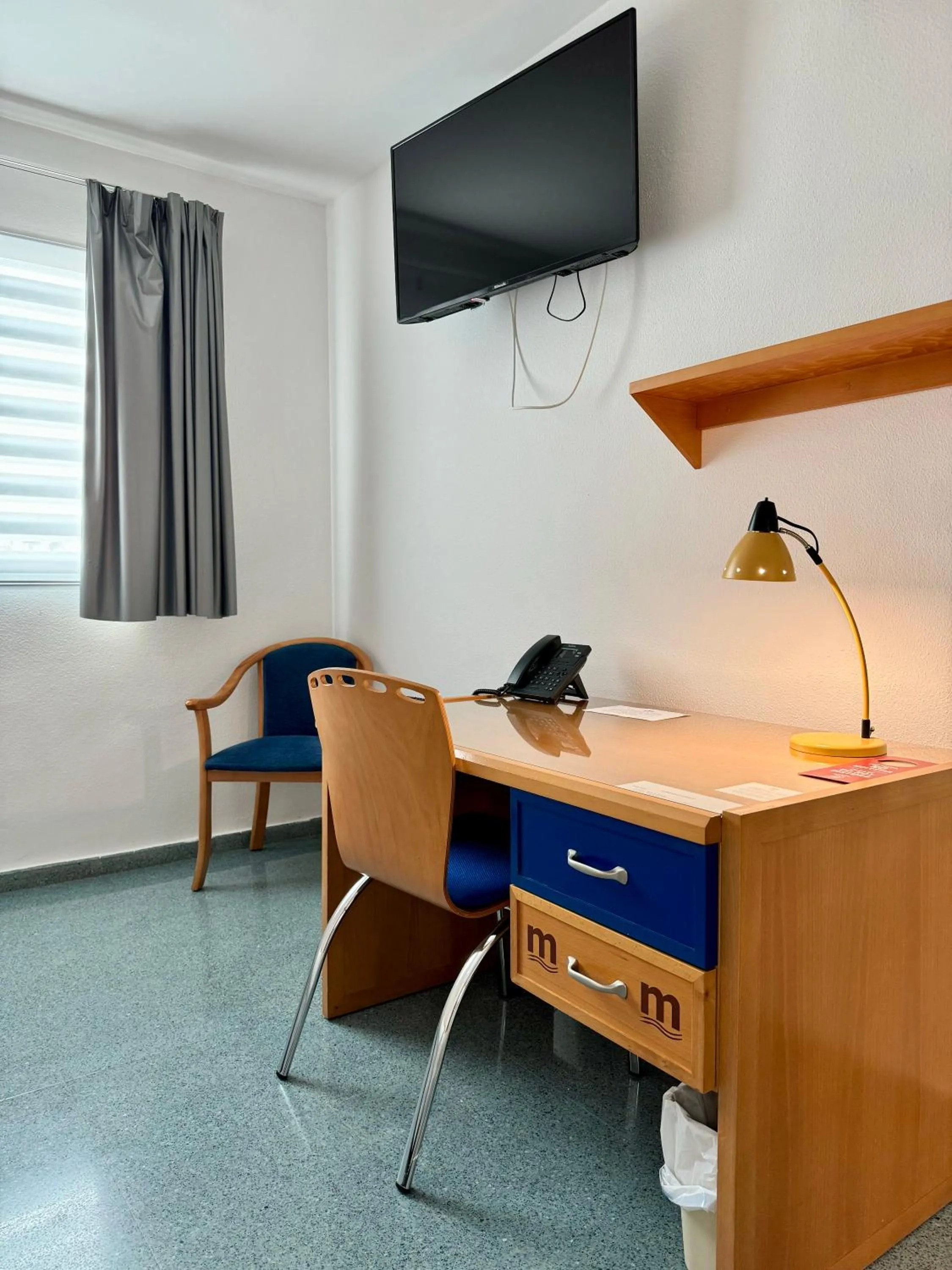 Bedroom, TV/Entertainment Center in ResMed