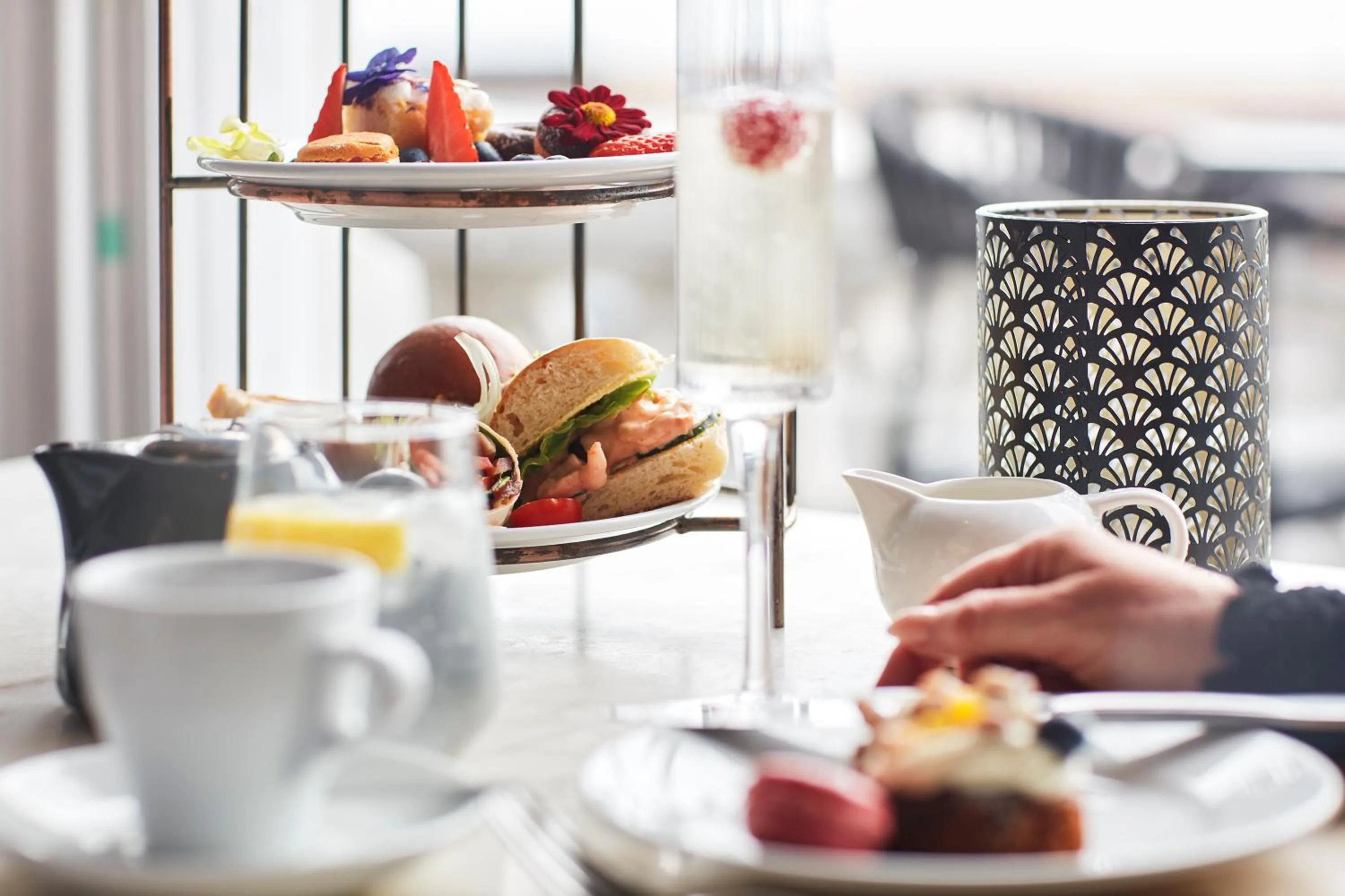 Coffee/tea facilities in The Burlington