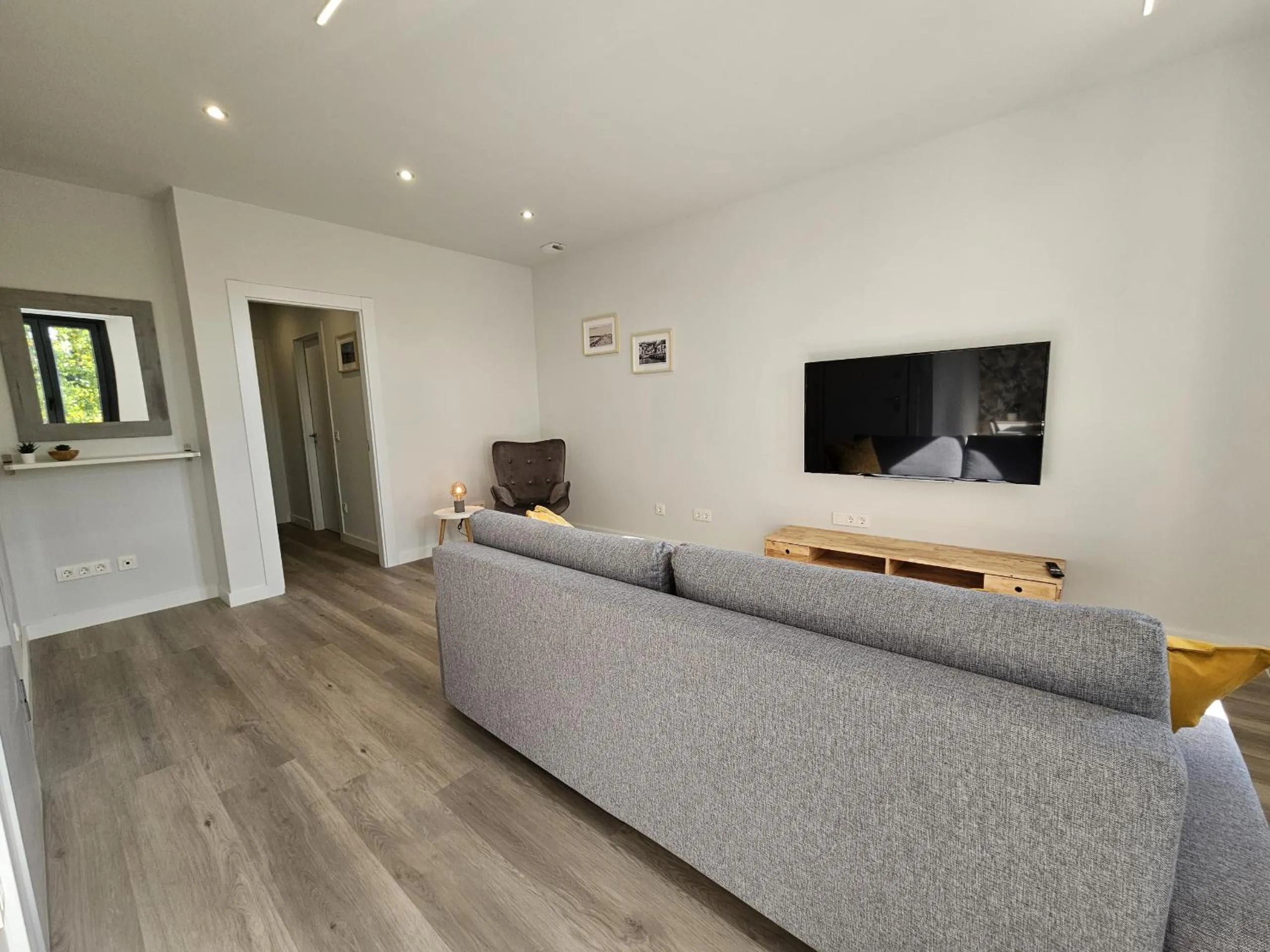 1B105 Bonito apartamento en zona exclusiva by R2R Consulting