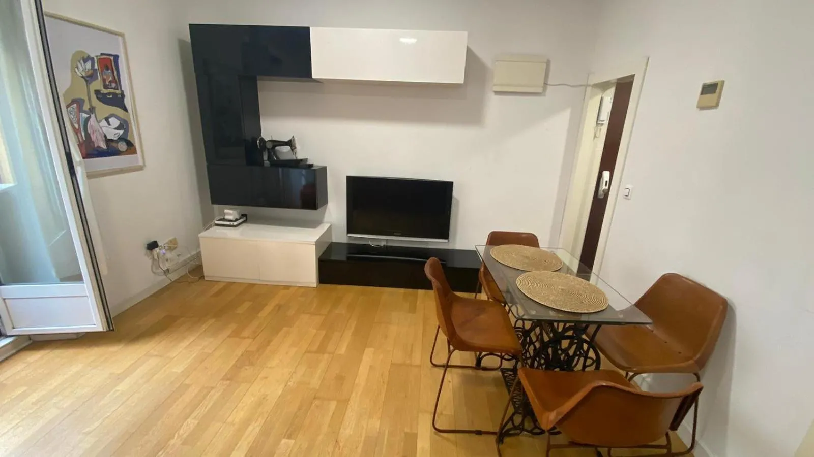 Comfortable flat in Paseo del Prado Atocha-ALMD8