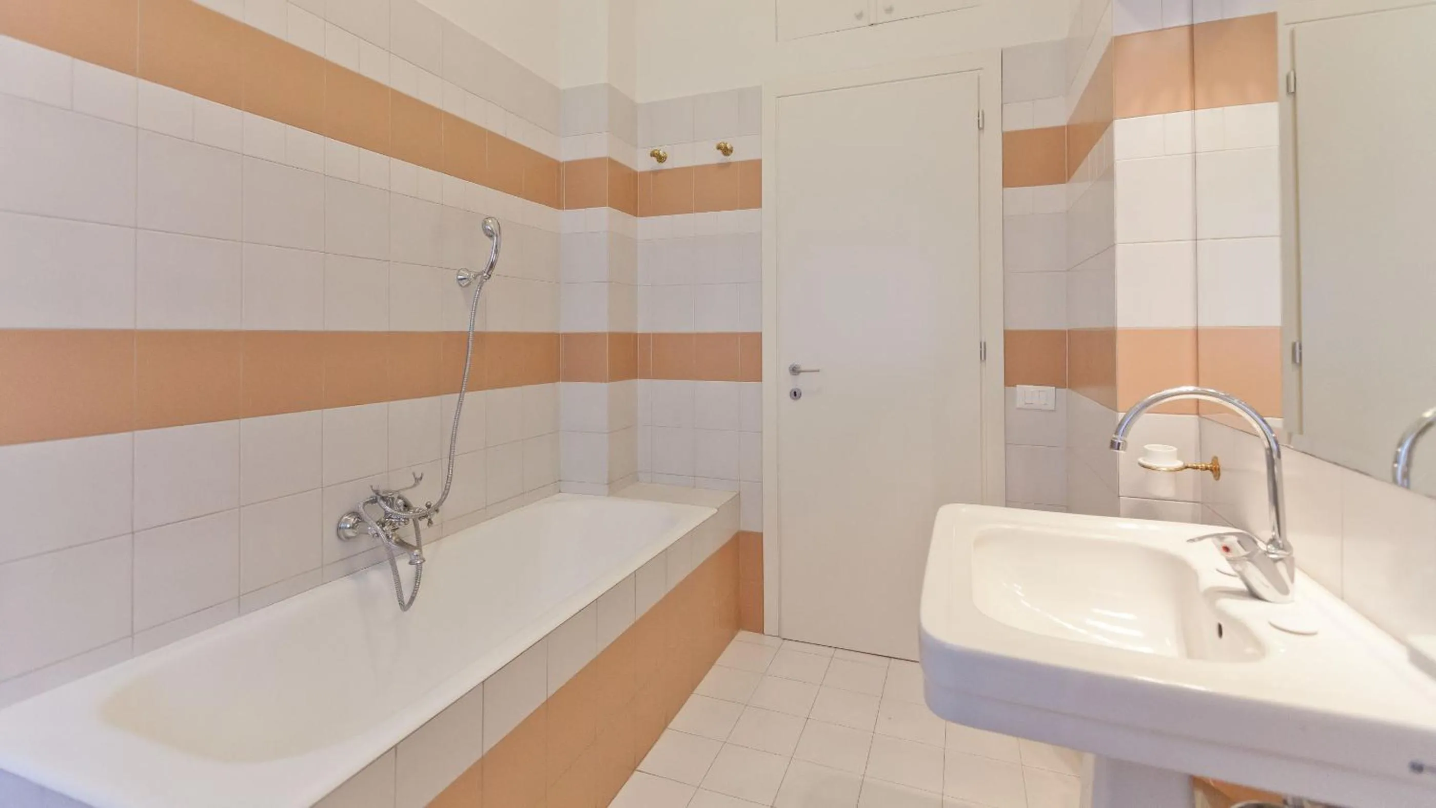 Bathroom in Circo Massimo Apartment 2