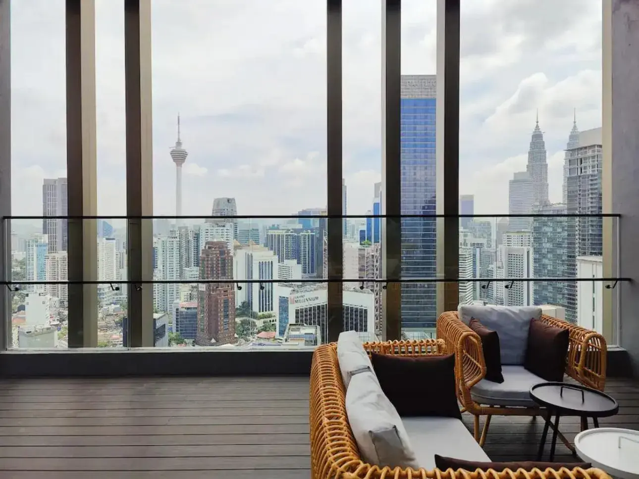 Seating area in Axon Residence Bukit Bintang by Luna Seating area in Axon Residence Bukit Bintang by Luna