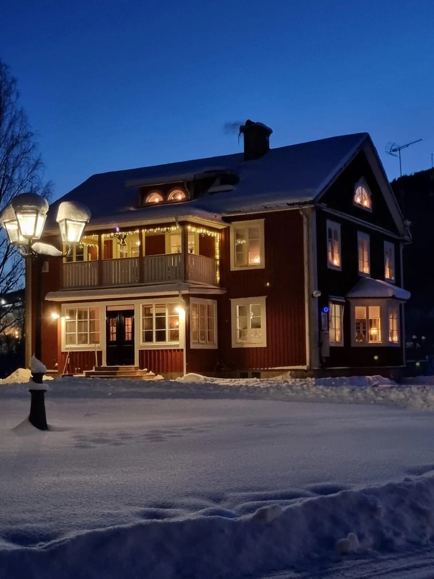 Property building in Strandås B&B