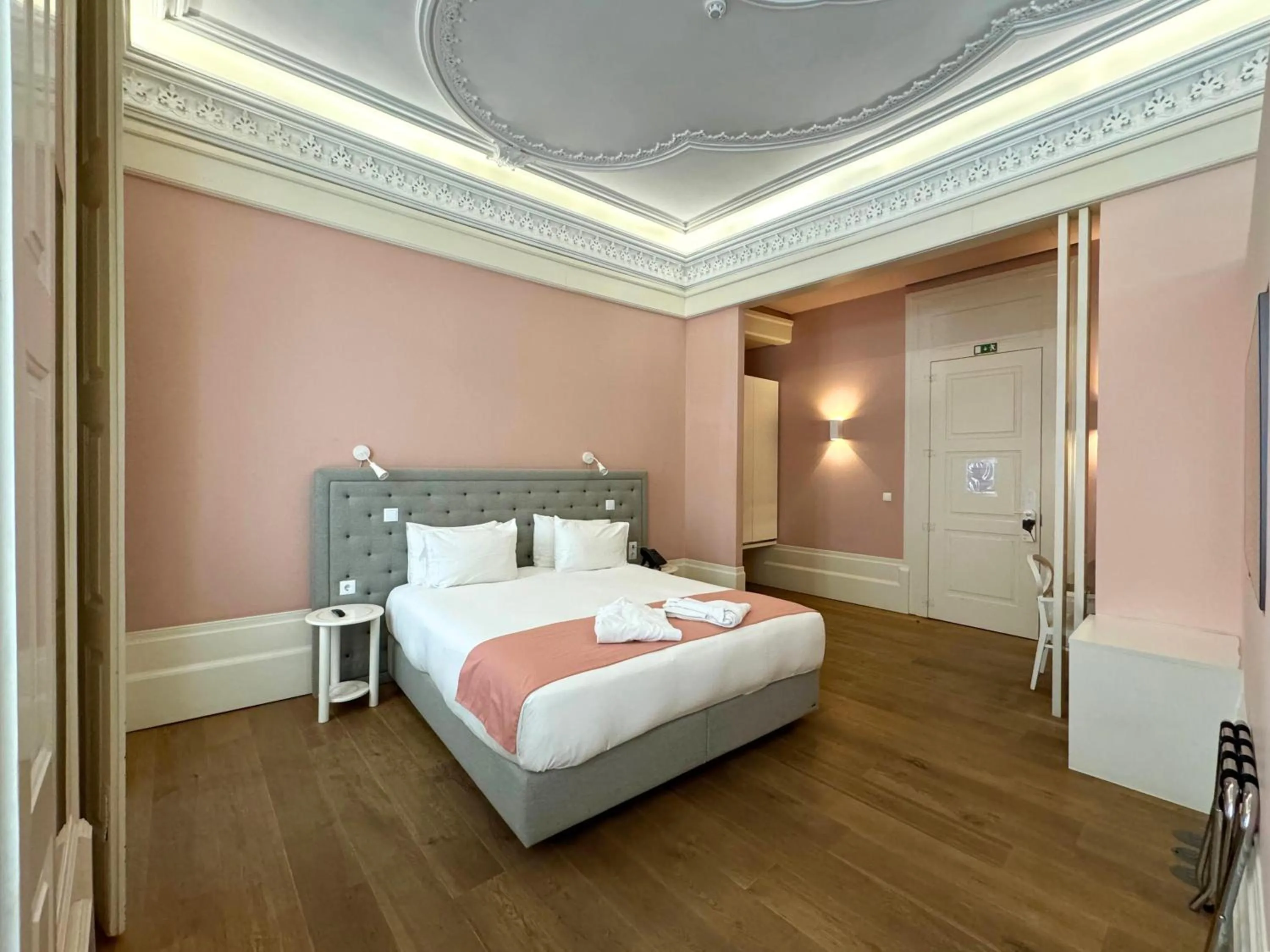 Bedroom, Bed in EMAJ Boutique Hotel