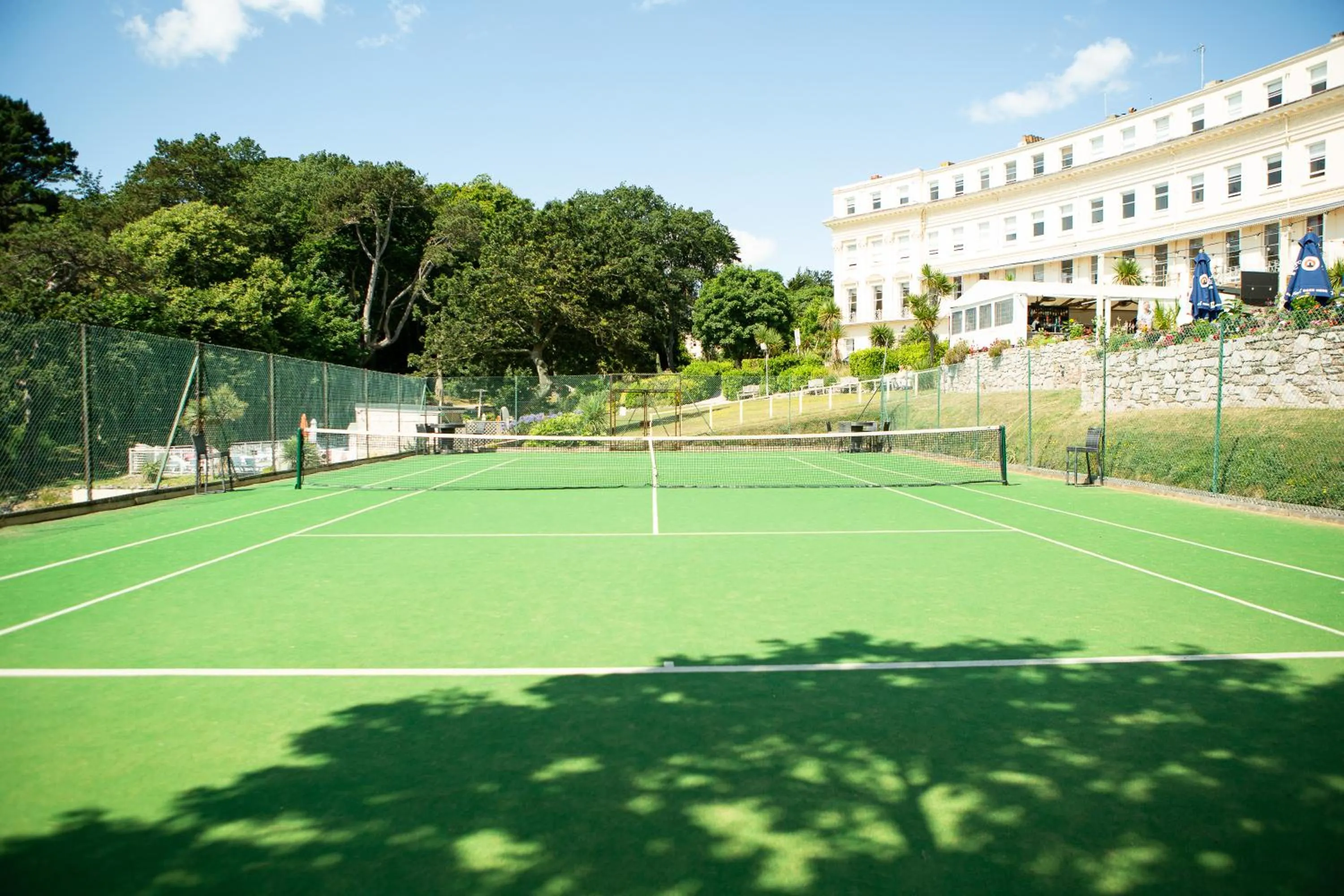 Tennis court in The Osborne Hotel