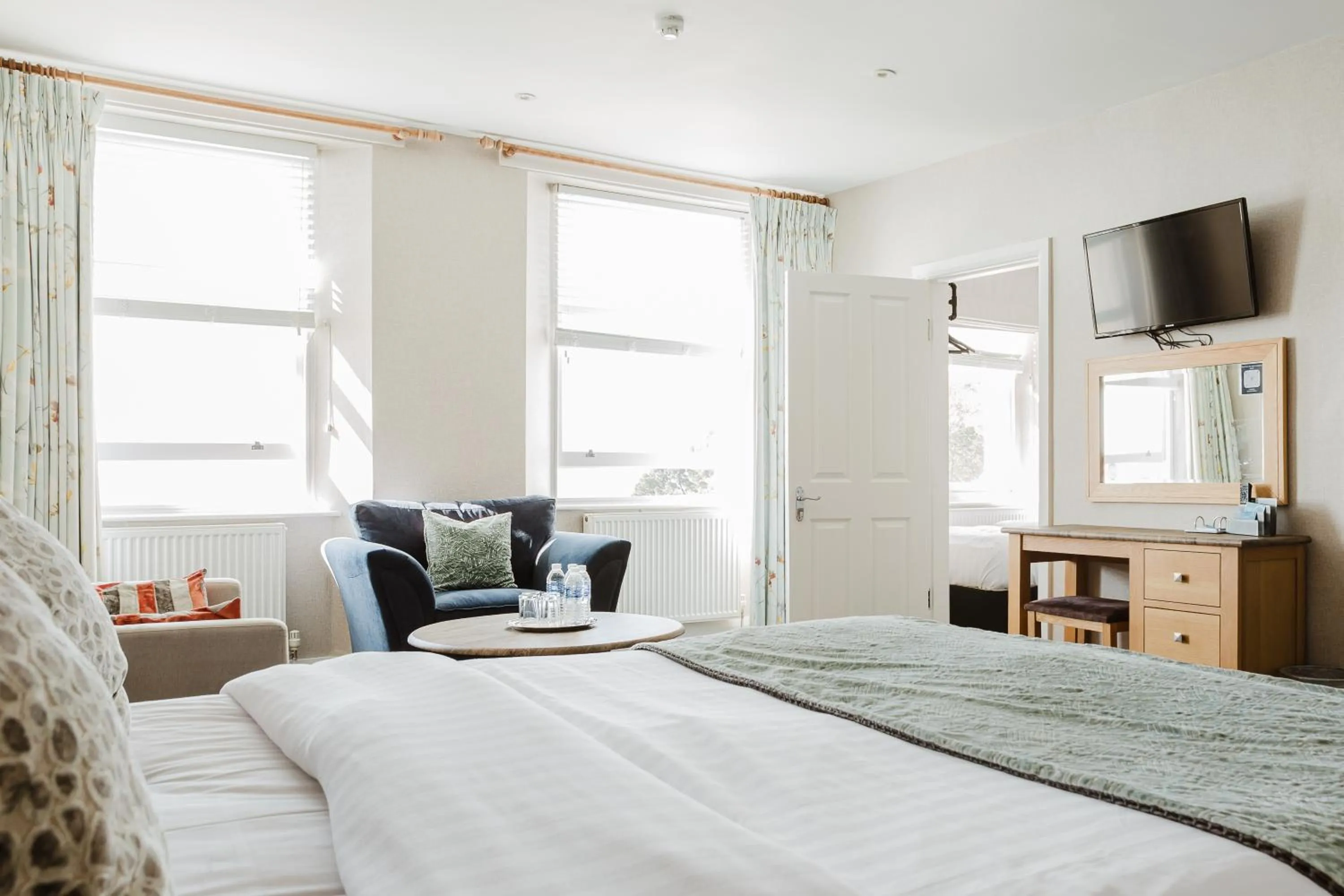 Bedroom, Bed in The Osborne Hotel