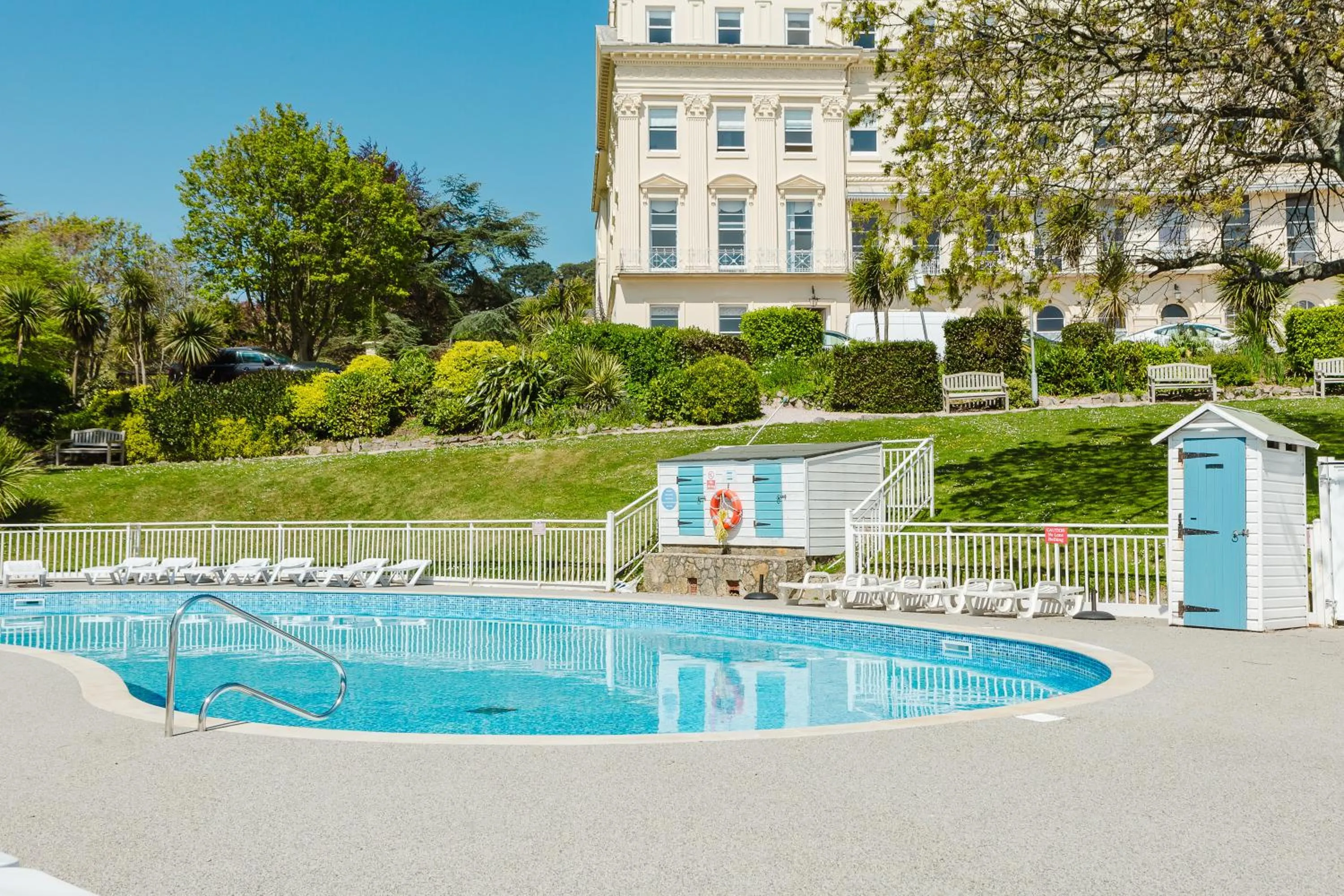Swimming pool in The Osborne Hotel