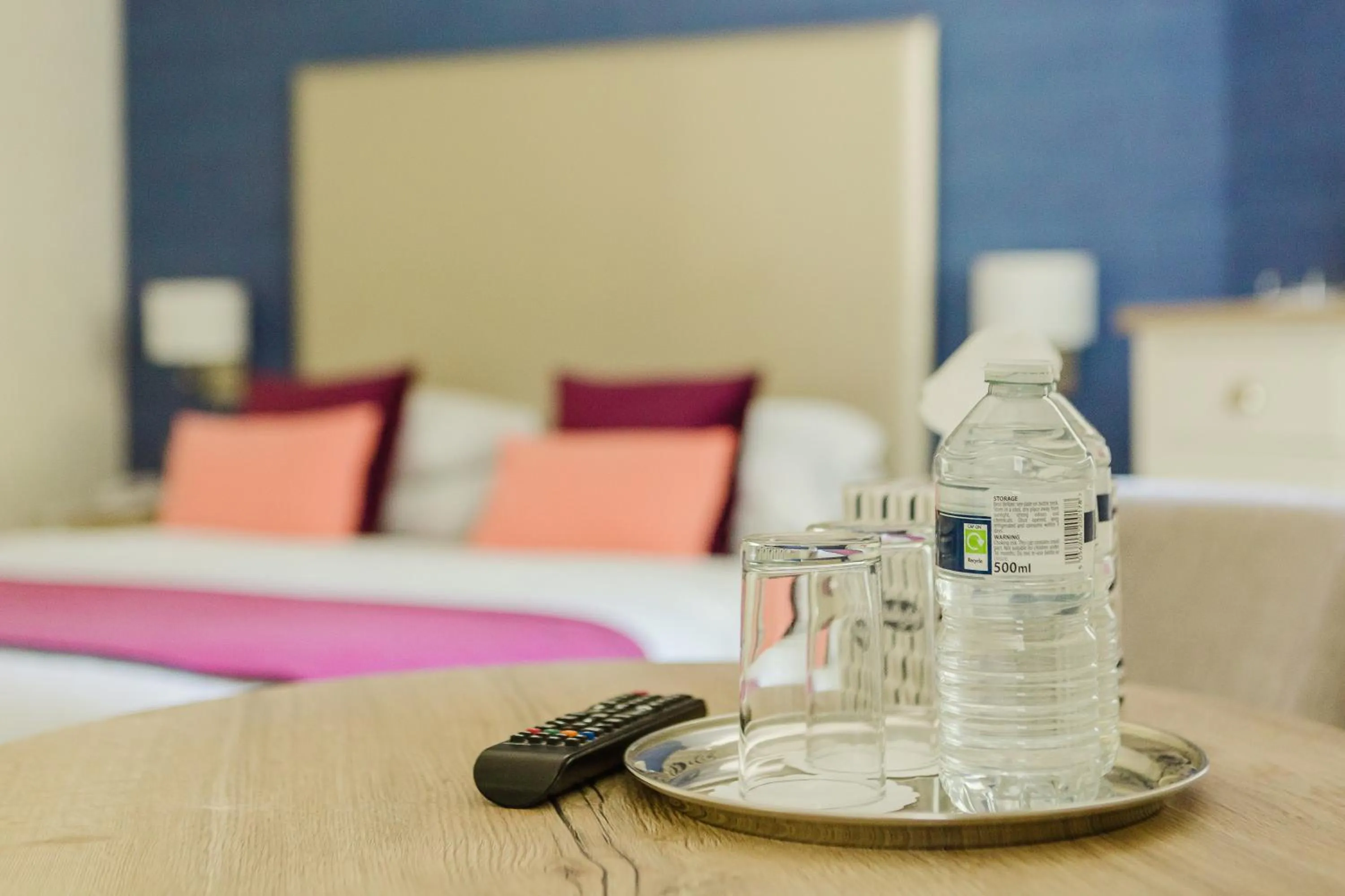 Coffee/tea facilities, Bed in The Osborne Hotel