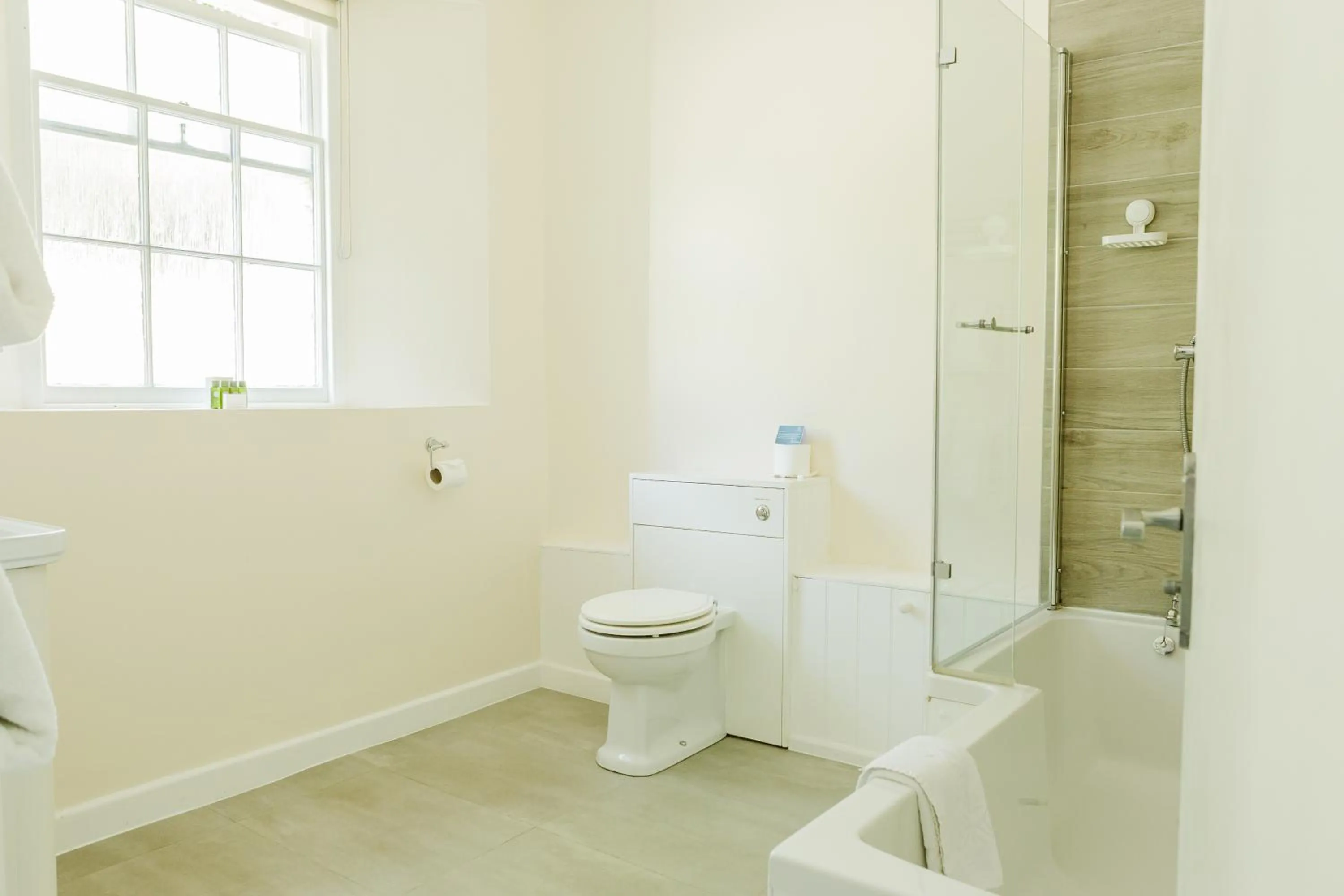 Bathroom in The Osborne Hotel