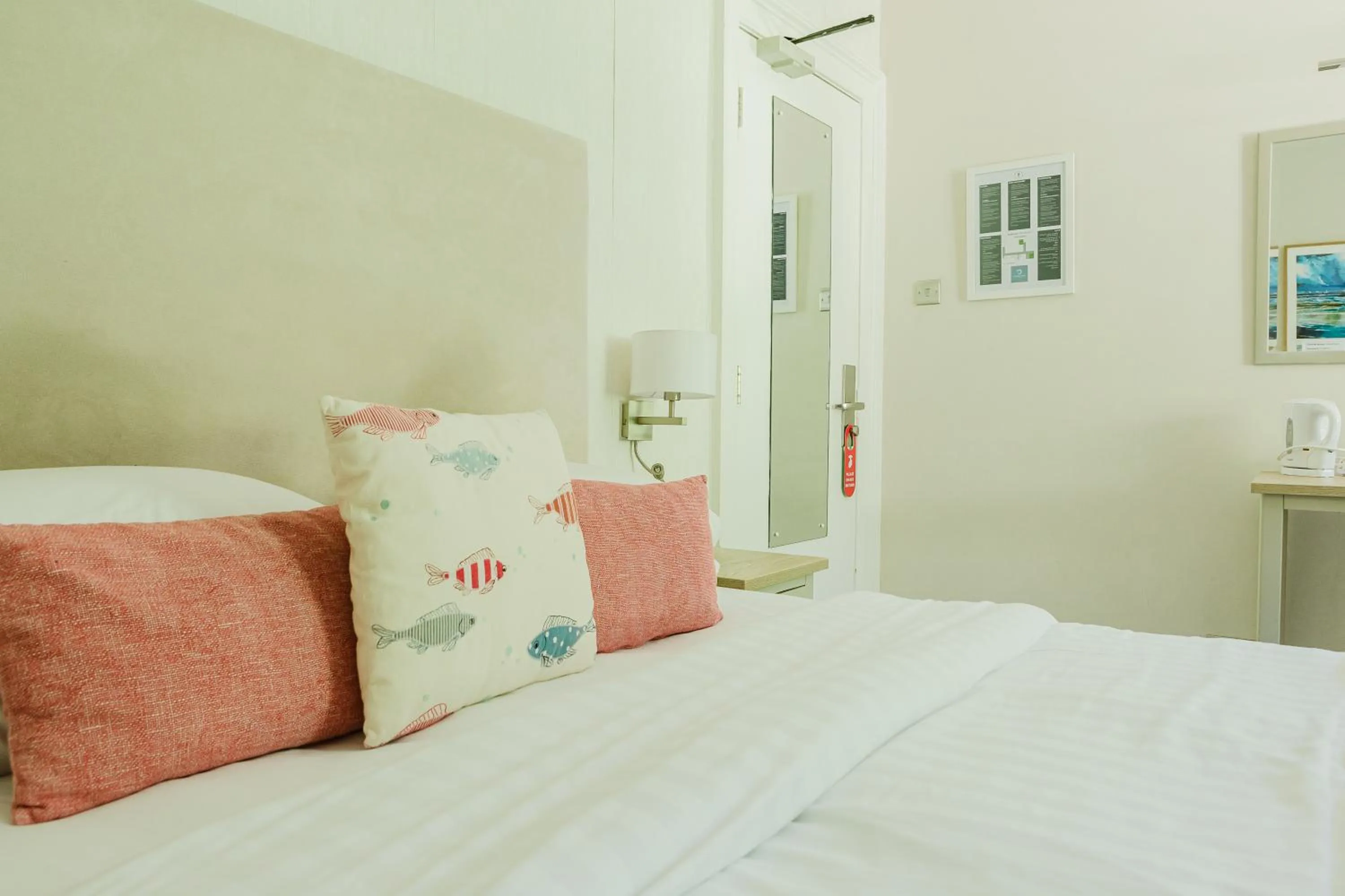 Bed in The Osborne Hotel