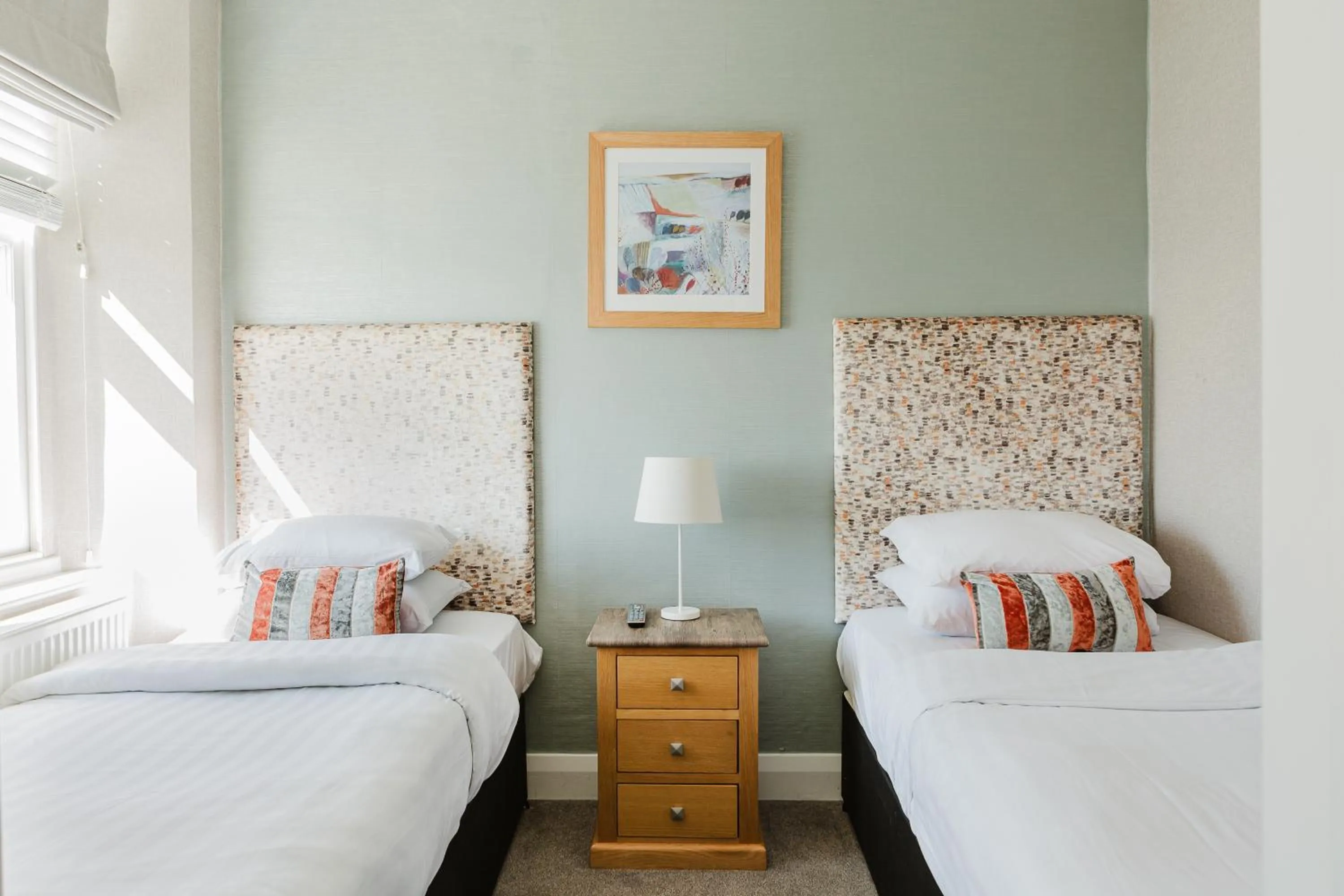 Bed in The Osborne Hotel