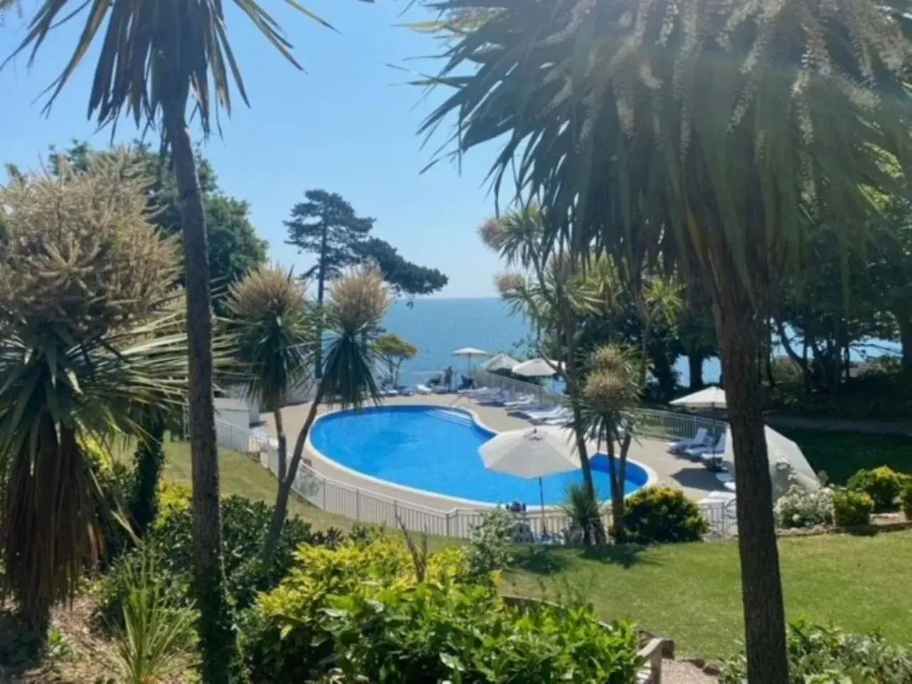 Pool view in The Osborne Hotel Pool view in The Osborne Hotel