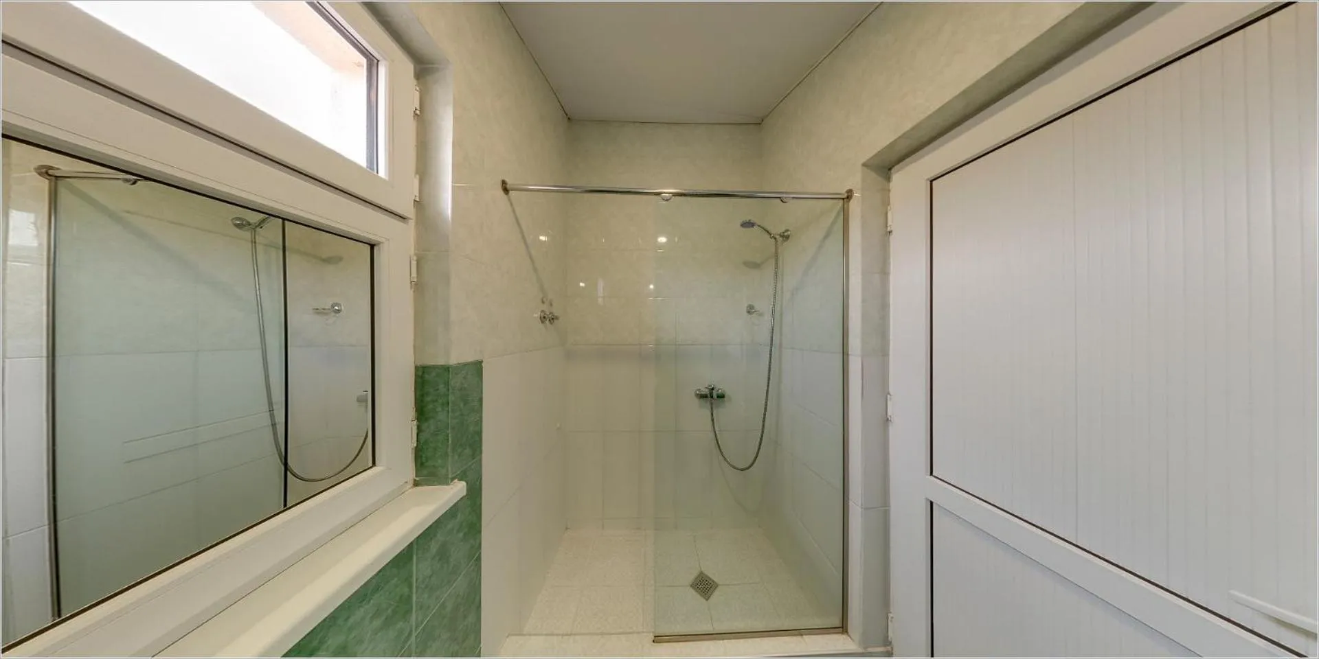 Bathroom in Hotel Avlabari