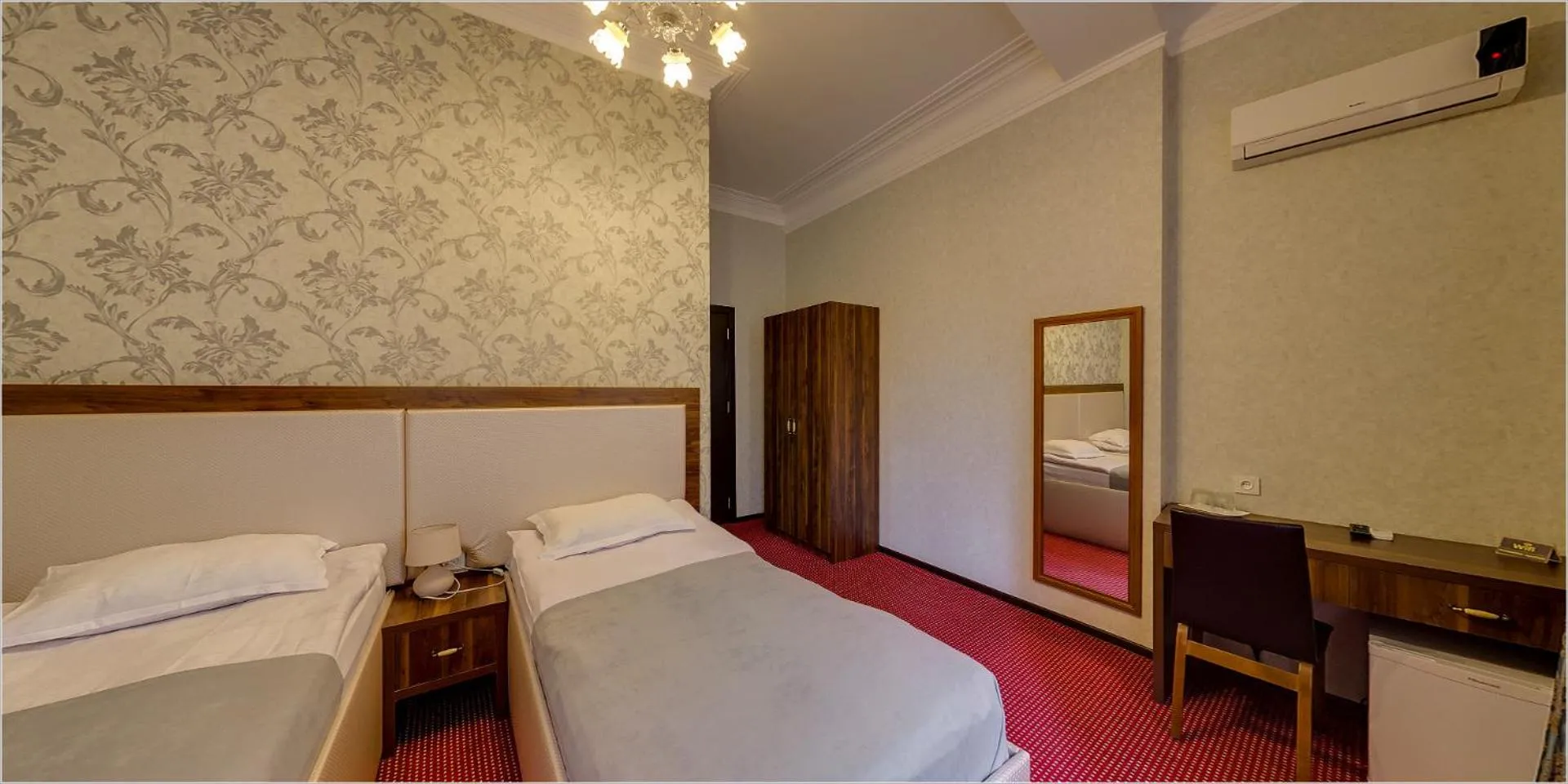 Bed in Hotel Avlabari