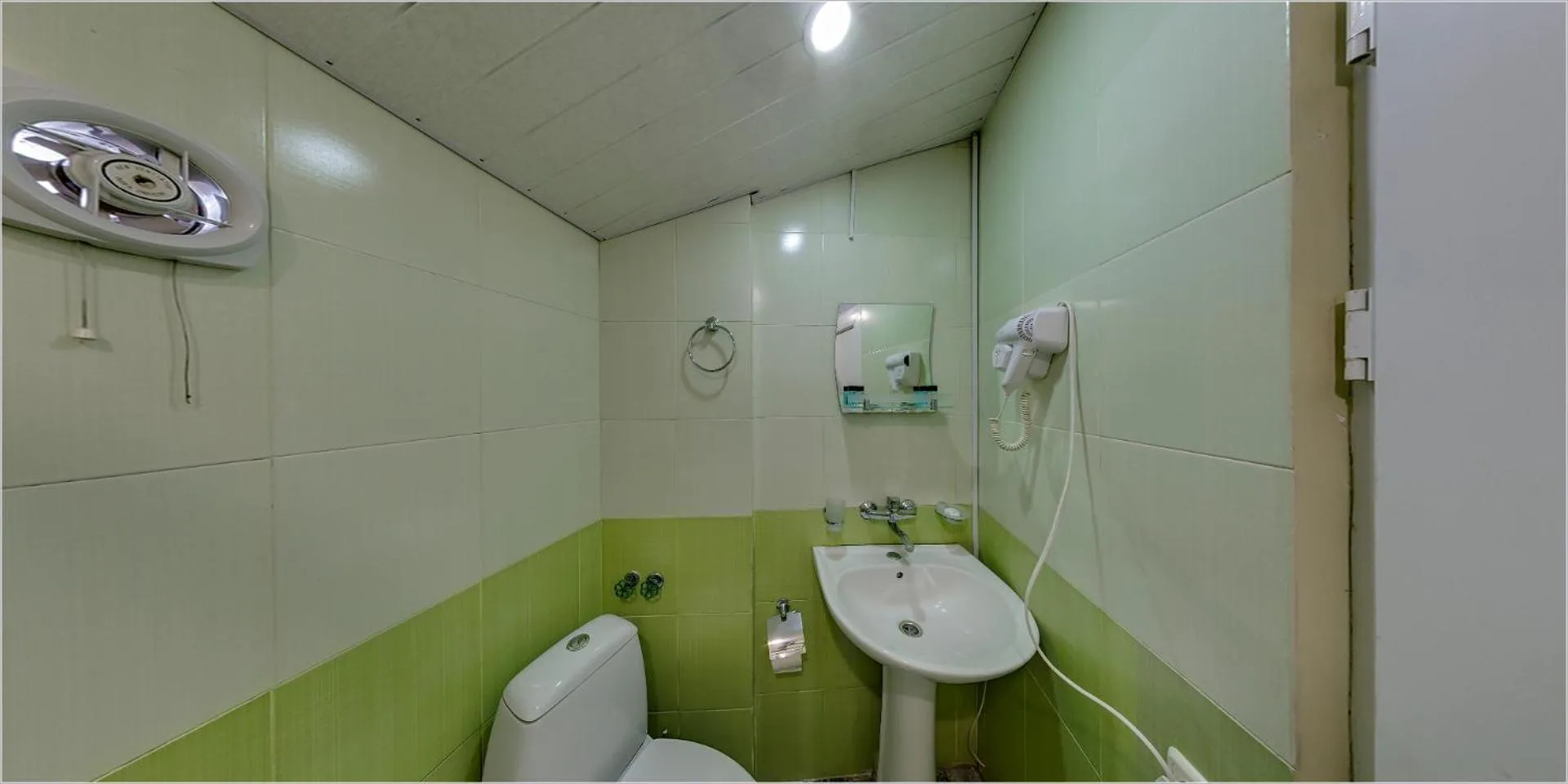 Bathroom in Hotel Avlabari